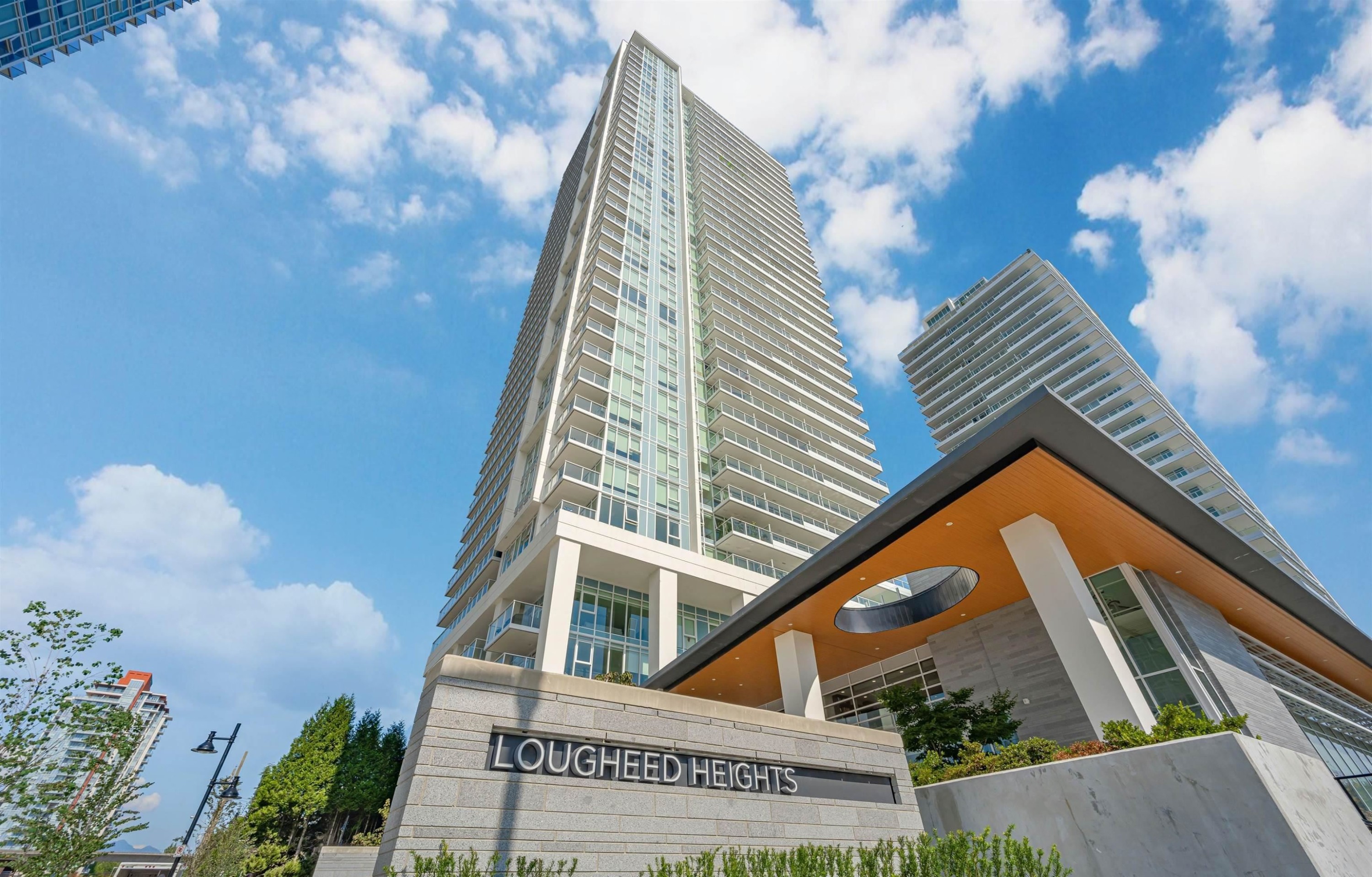 907-525 Foster Avenue, Coquitlam, BC