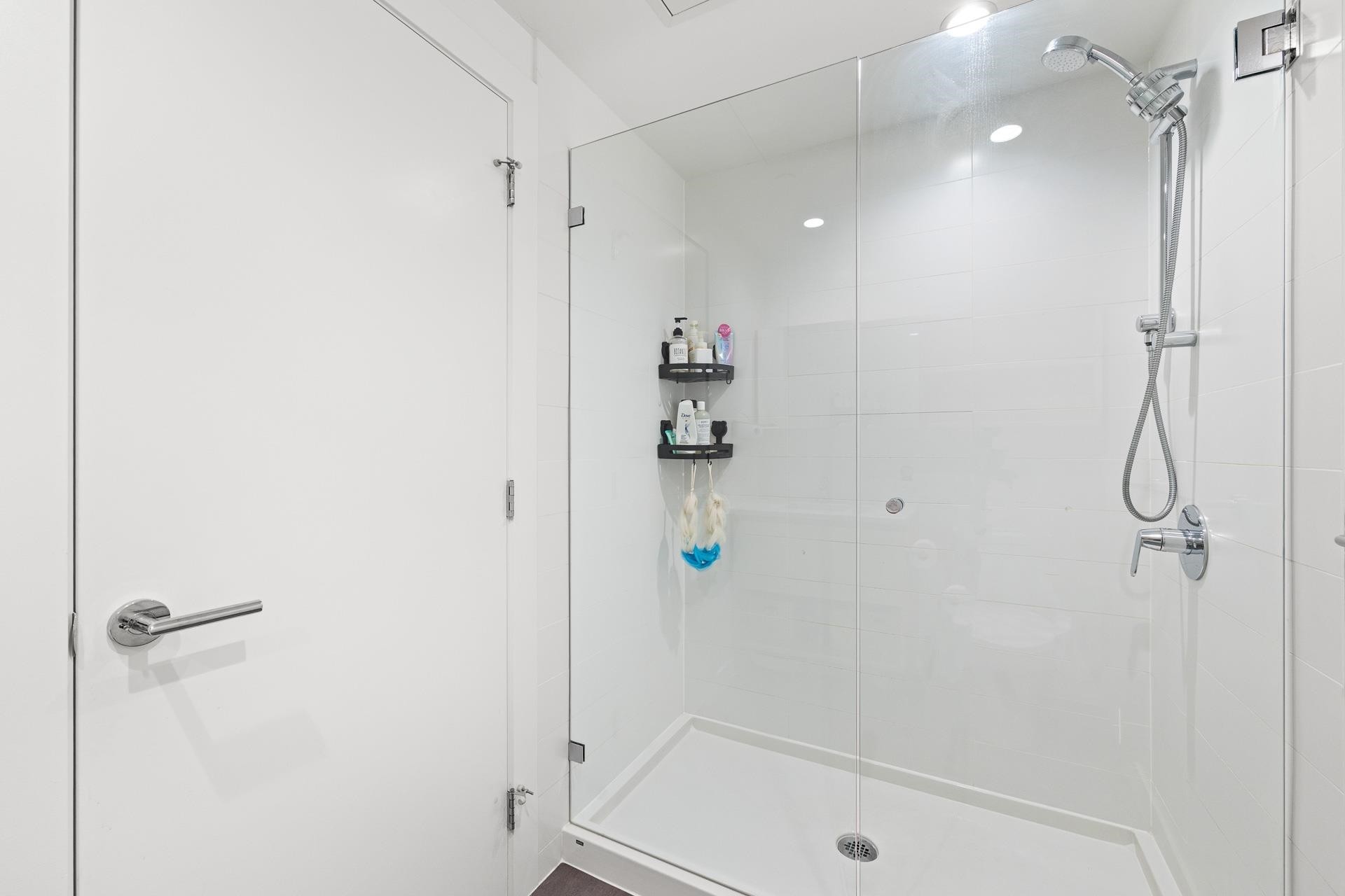 907-525 Foster Avenue, Coquitlam, BC