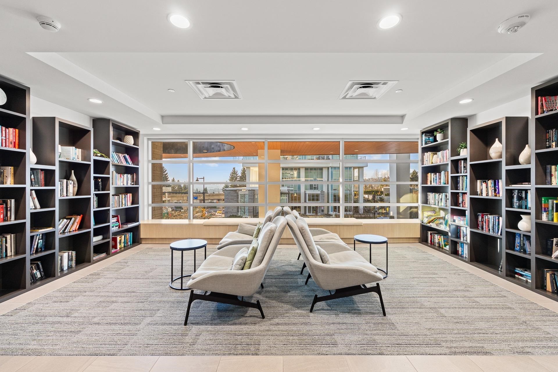 907-525 Foster Avenue, Coquitlam, BC