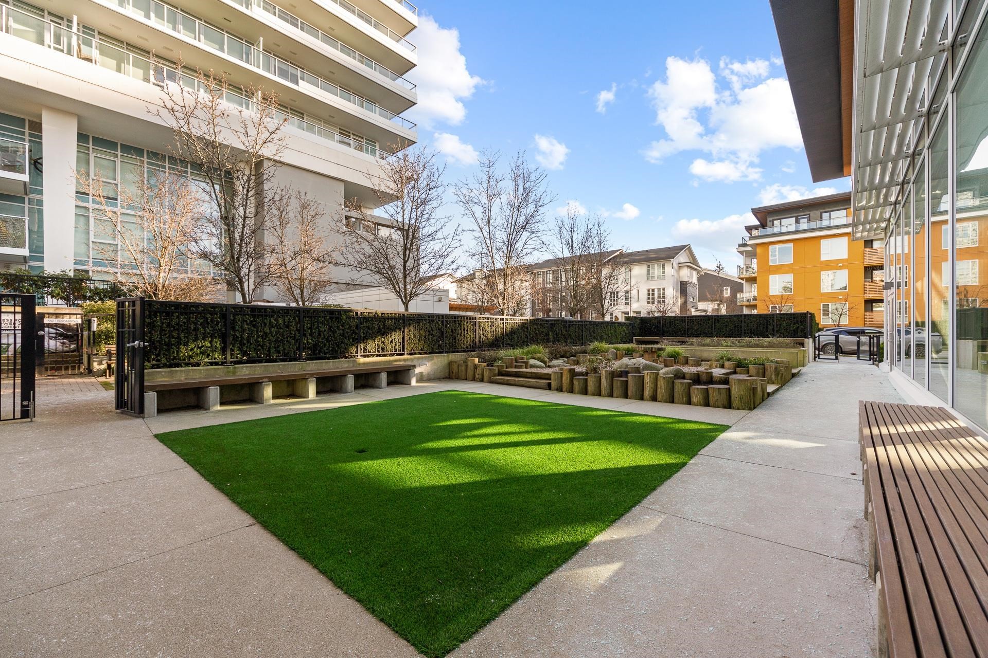 907-525 Foster Avenue, Coquitlam, BC