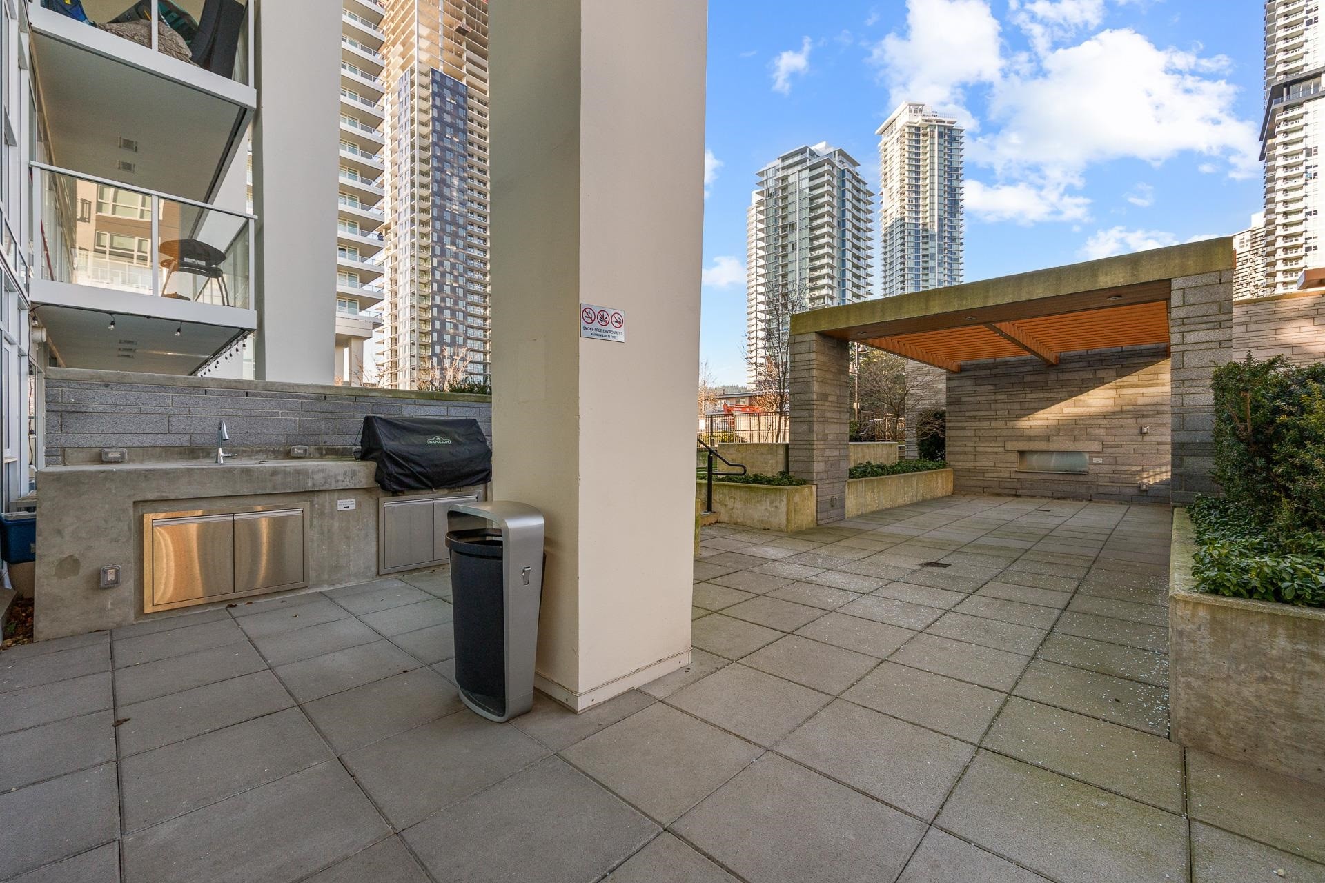 907-525 Foster Avenue, Coquitlam, BC