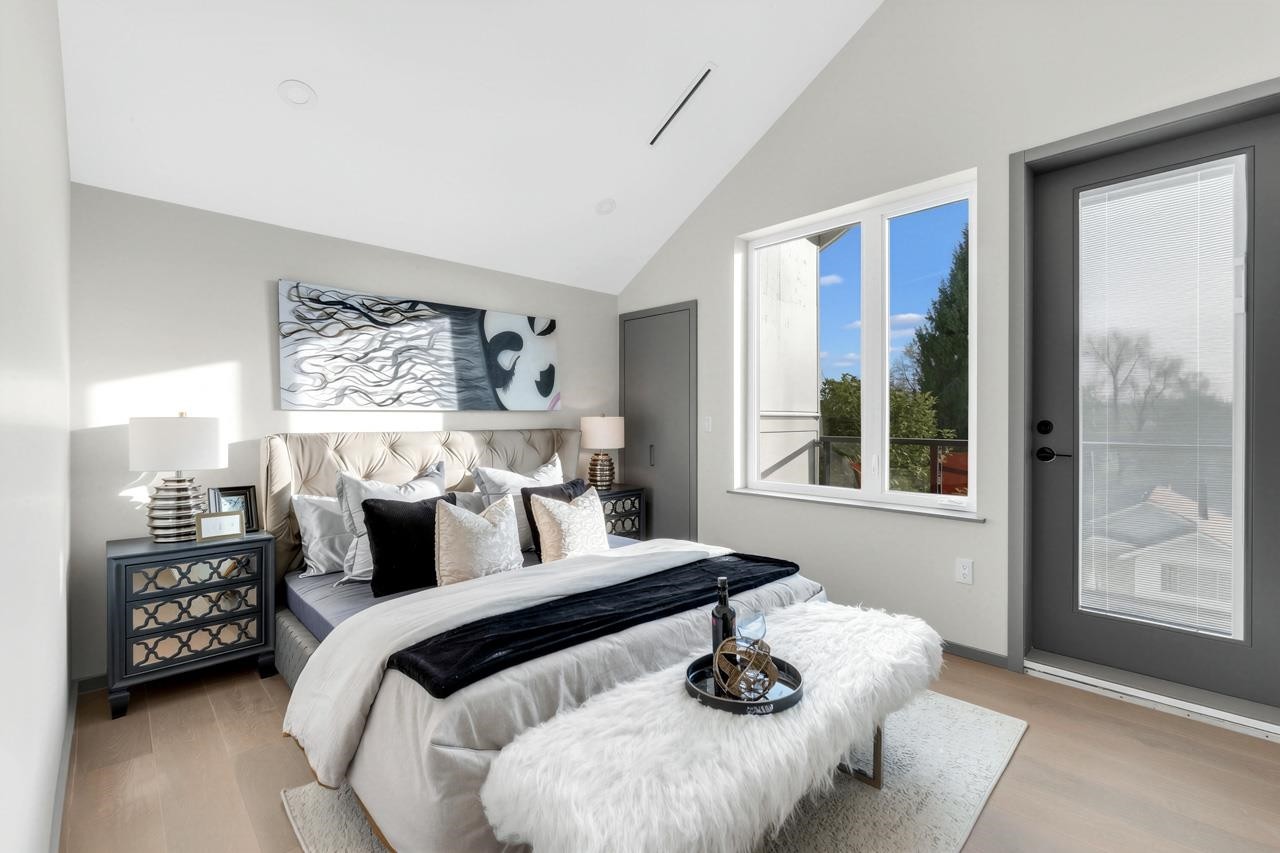 1-3547 Georgia Street E, Vancouver, BC