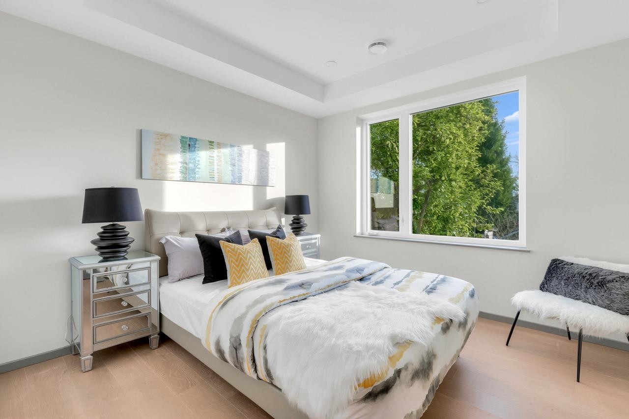 1-3547 Georgia Street E, Vancouver, BC