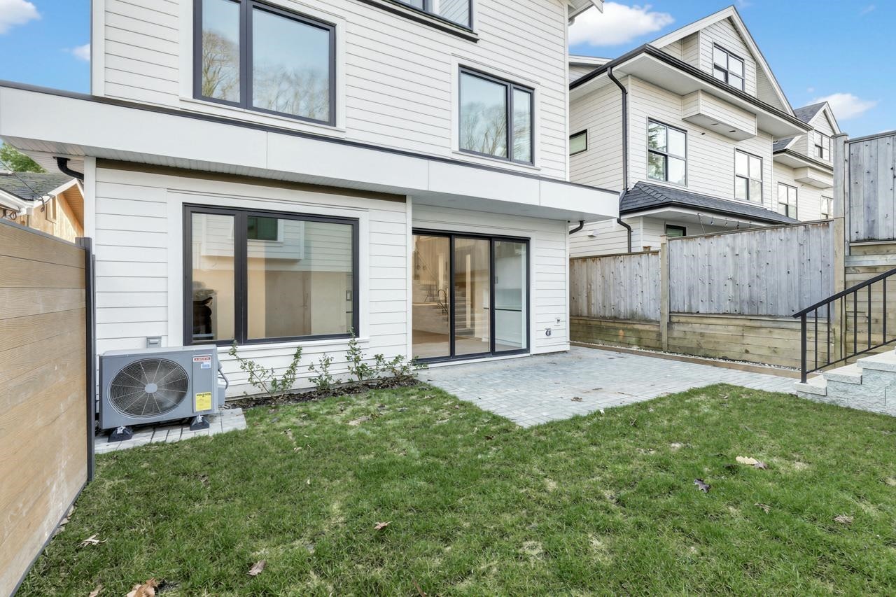 1-3547 Georgia Street E, Vancouver, BC