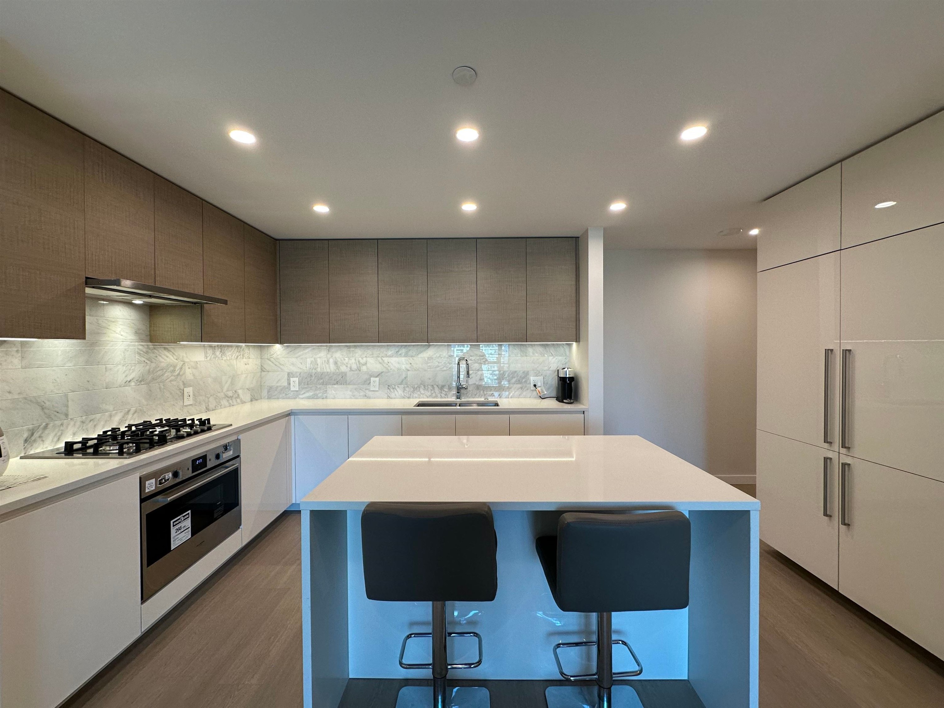 4411-2108 Gilmore Avenue, Burnaby, BC