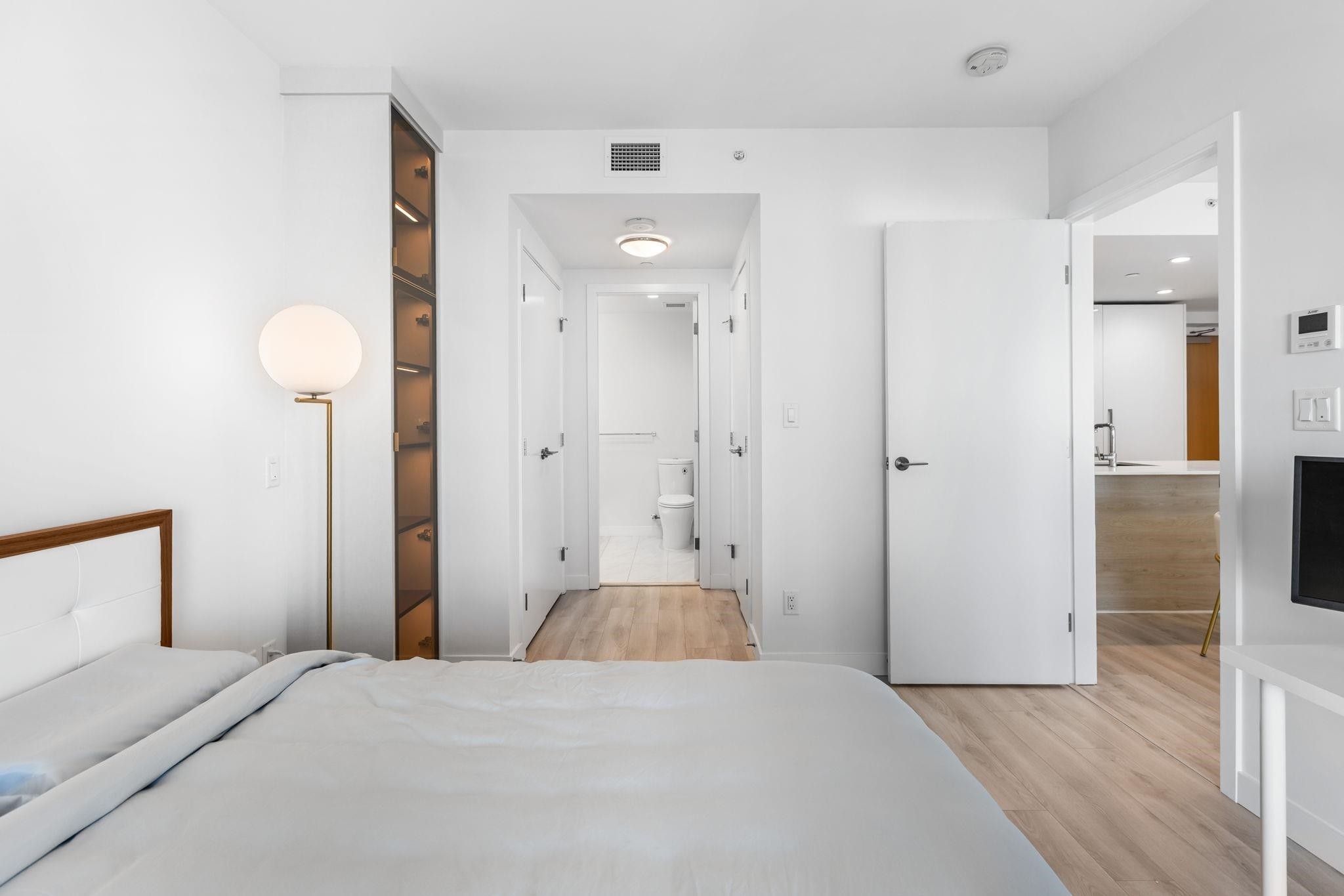 3405-2085 Skyline Court, Burnaby, BC