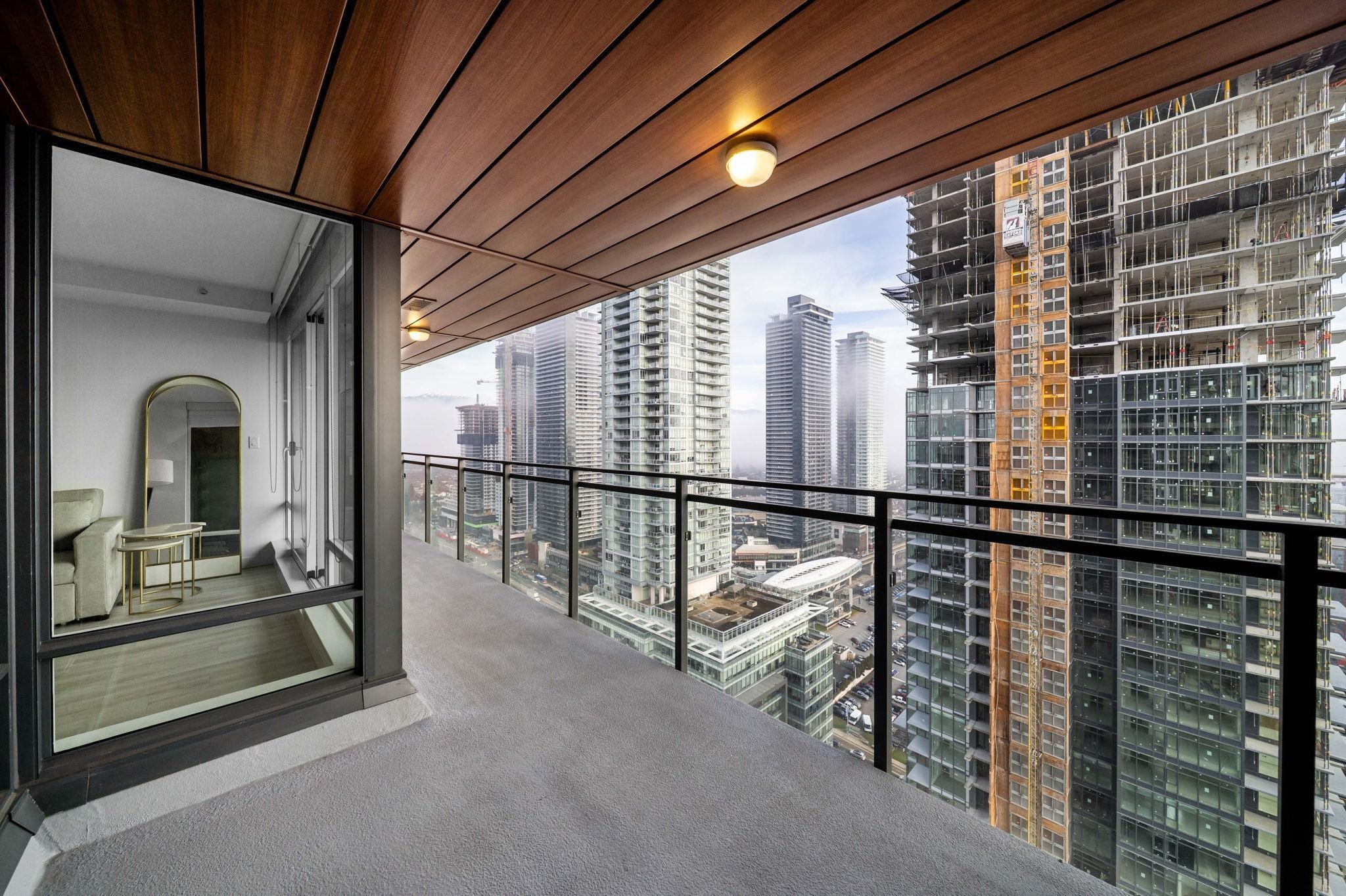 3405-2085 Skyline Court, Burnaby, BC