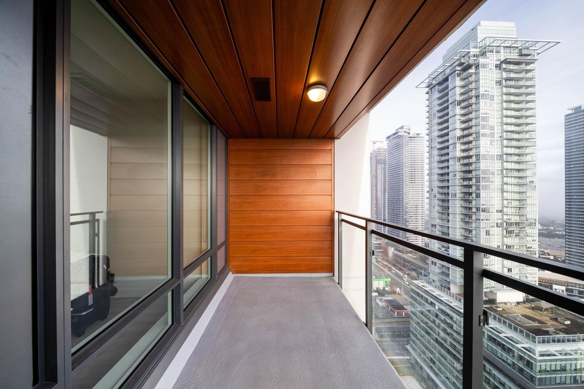 3405-2085 Skyline Court, Burnaby, BC