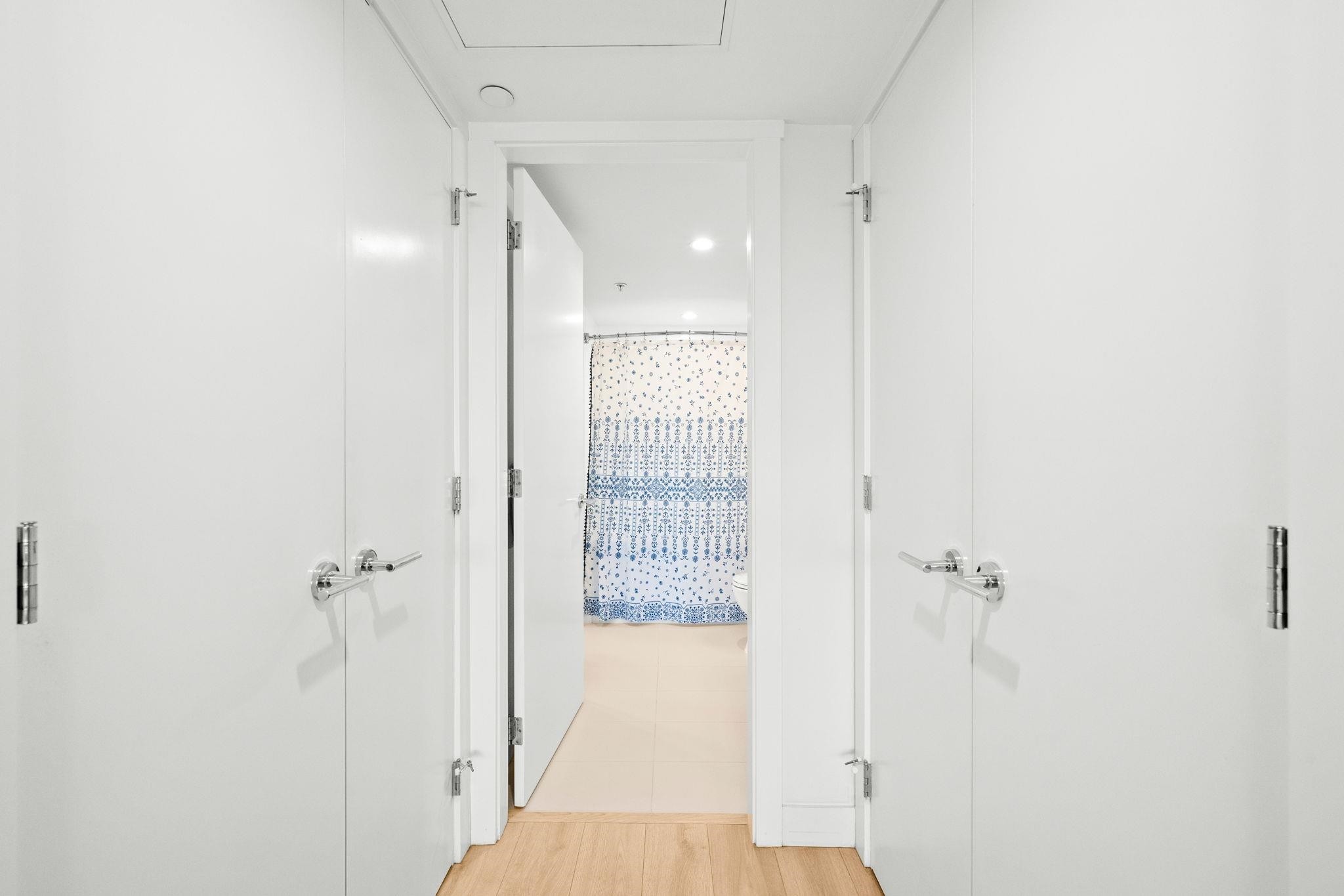 303-1519 Crown Street, North Vancouver, BC