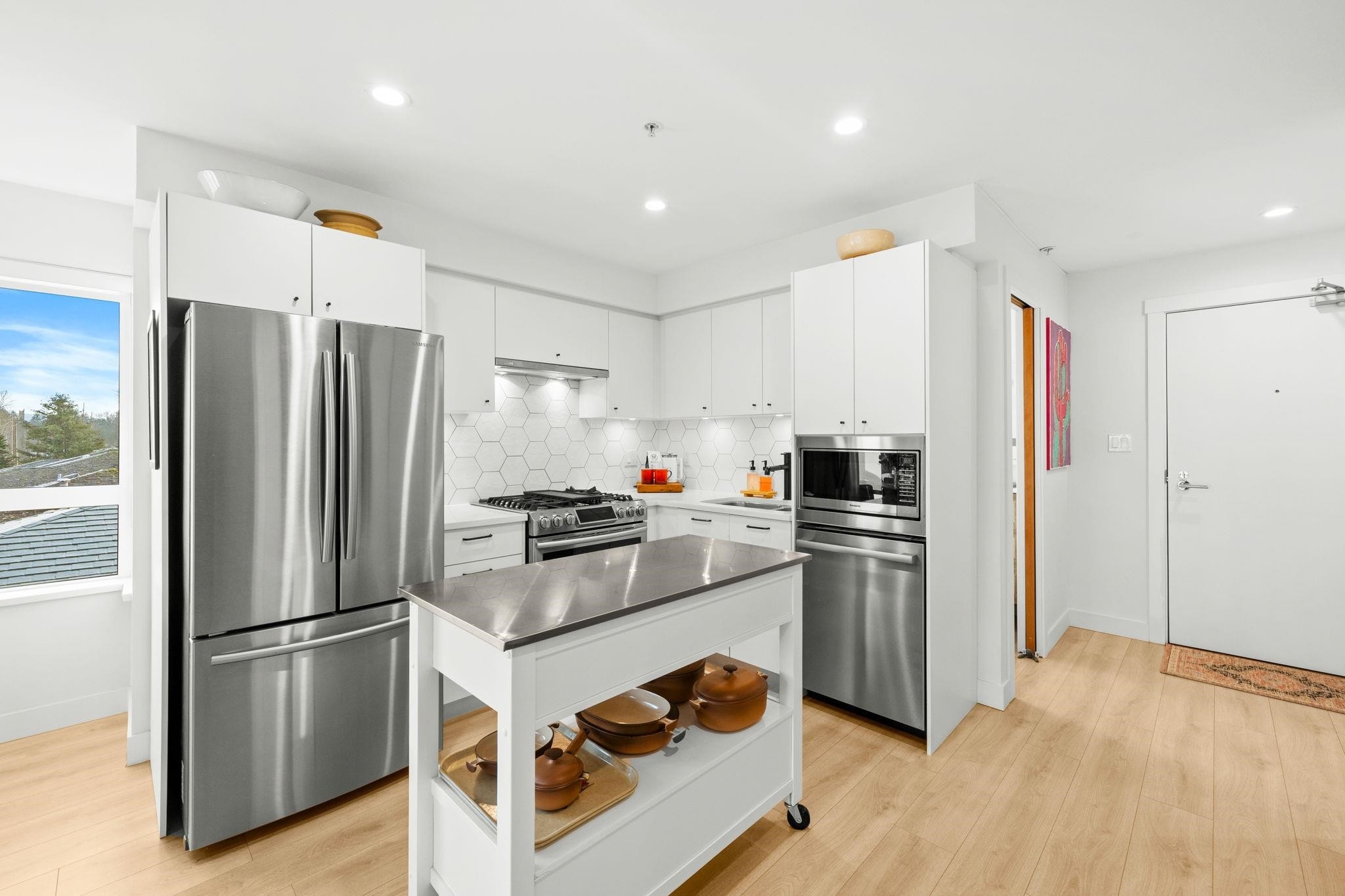 303-1519 Crown Street, North Vancouver, BC