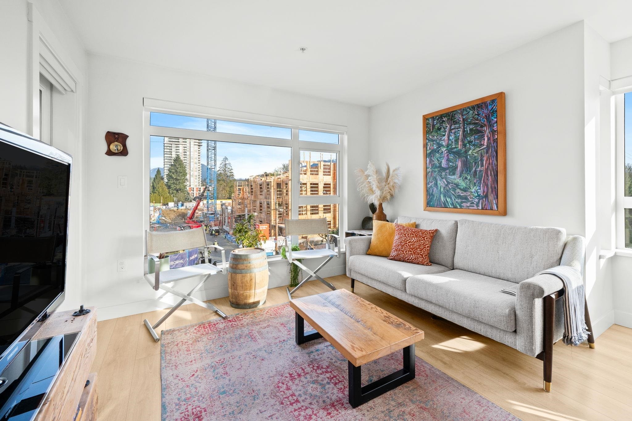 303-1519 Crown Street, North Vancouver, BC