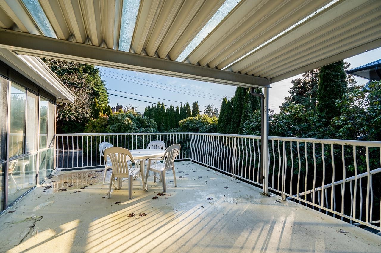 1910 Holdom Avenue, Burnaby, BC
