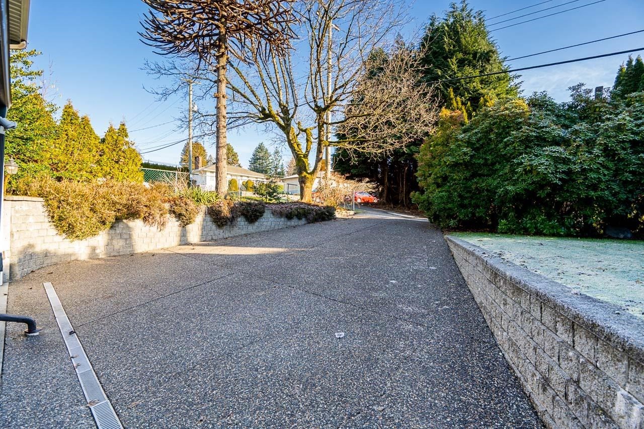 1910 Holdom Avenue, Burnaby, BC