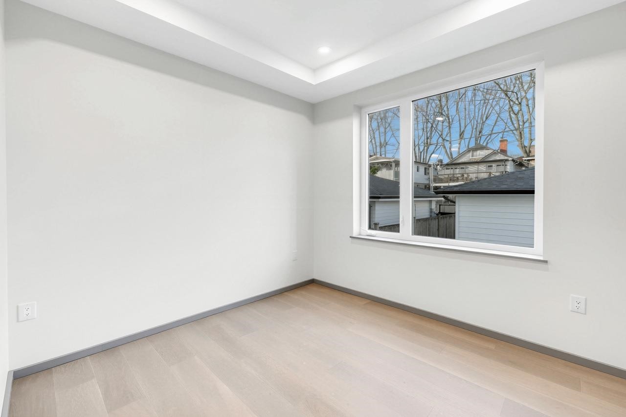 2-3547 Georgia Street E, Vancouver, BC