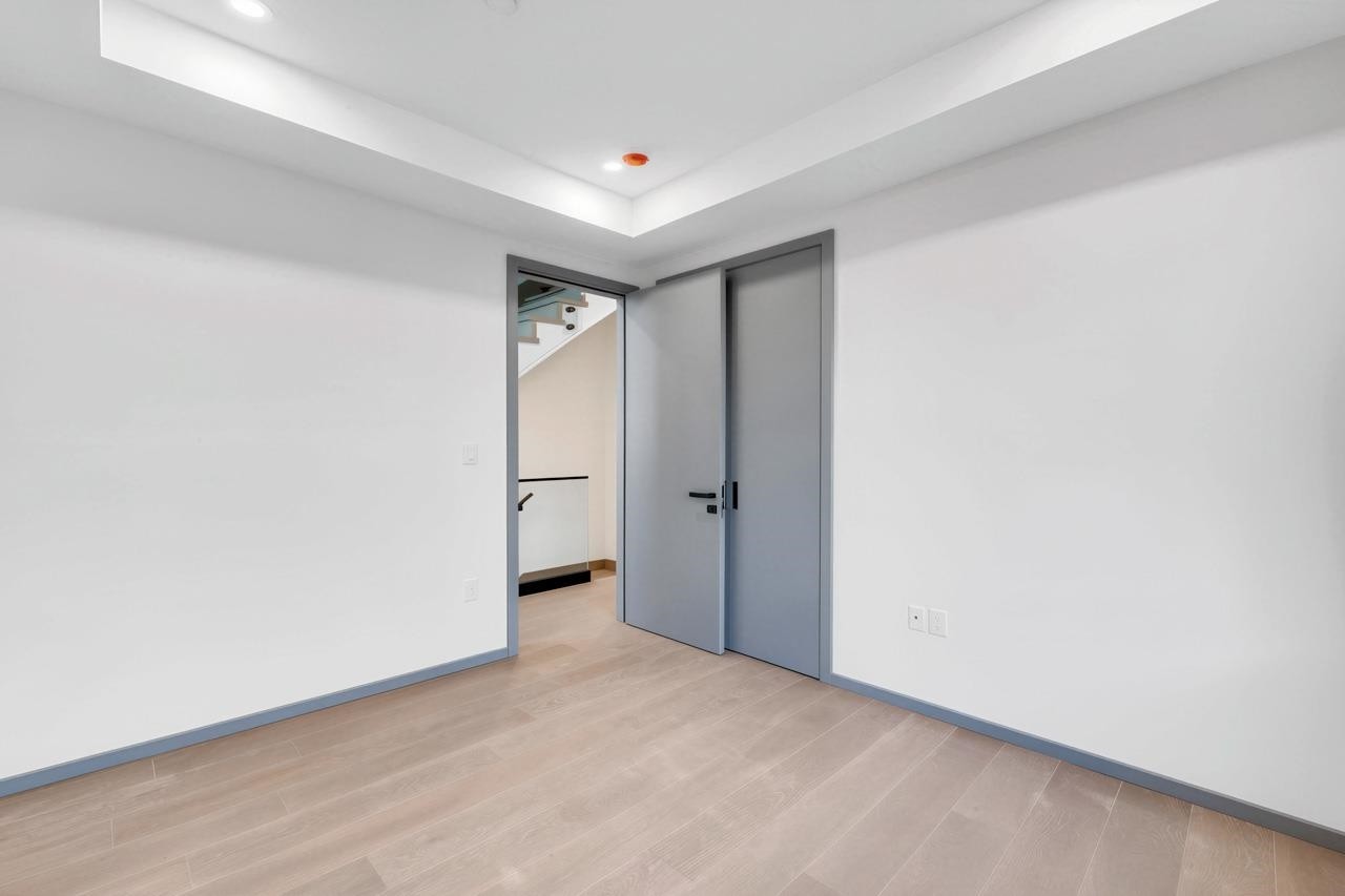 2-3547 Georgia Street E, Vancouver, BC