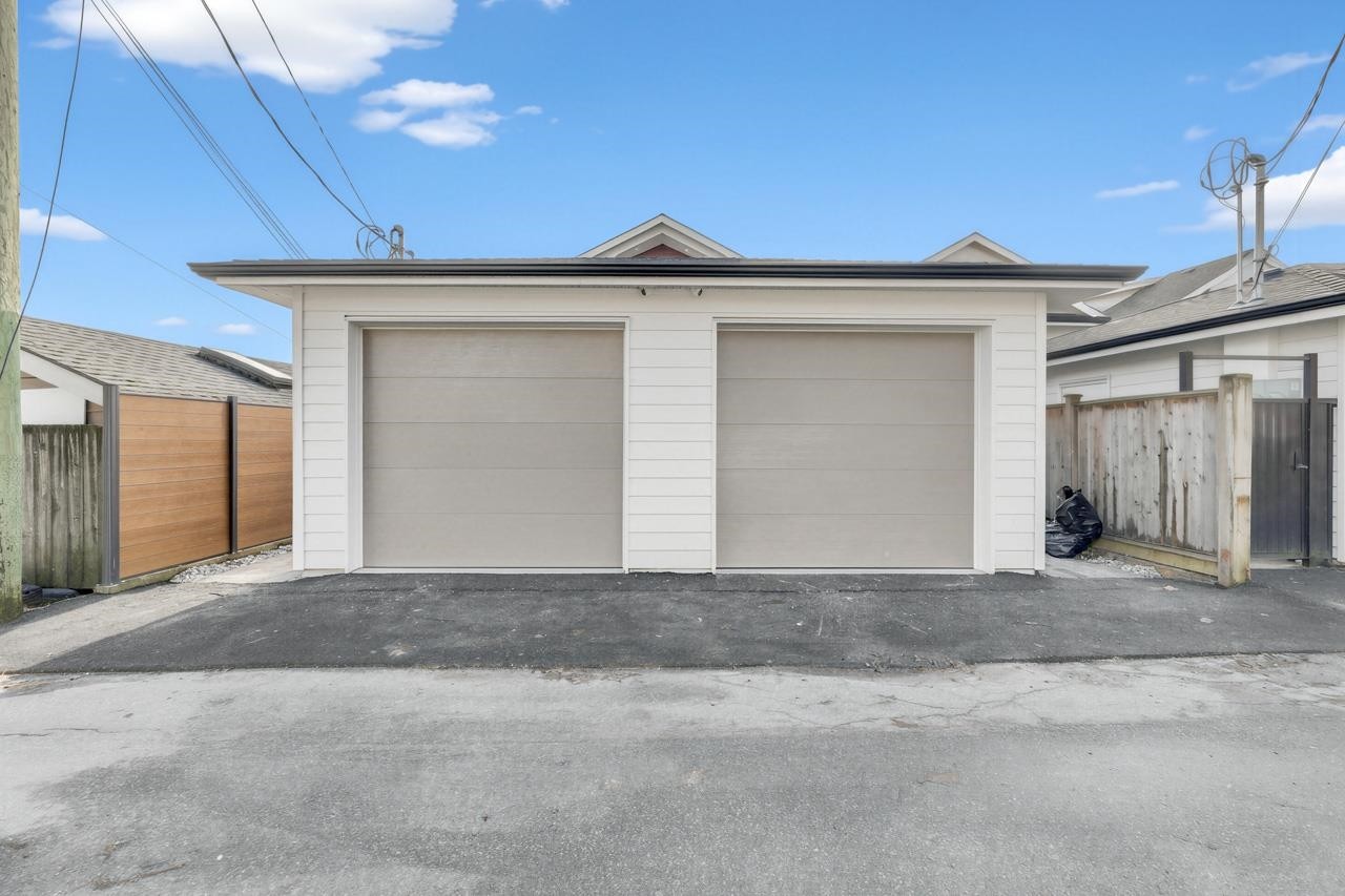 2-3547 Georgia Street E, Vancouver, BC