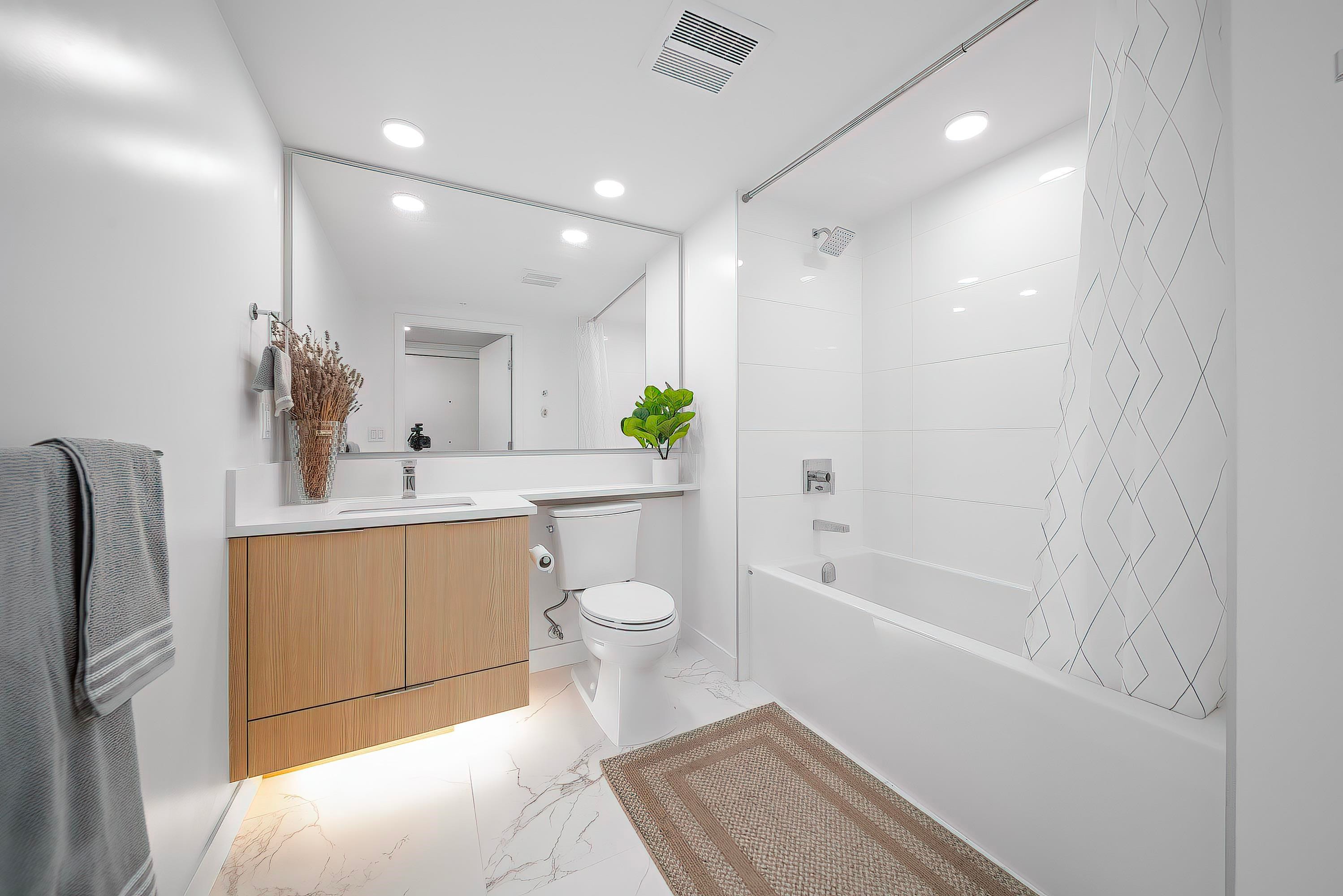 2501-7769 Park Crescent, Burnaby, BC