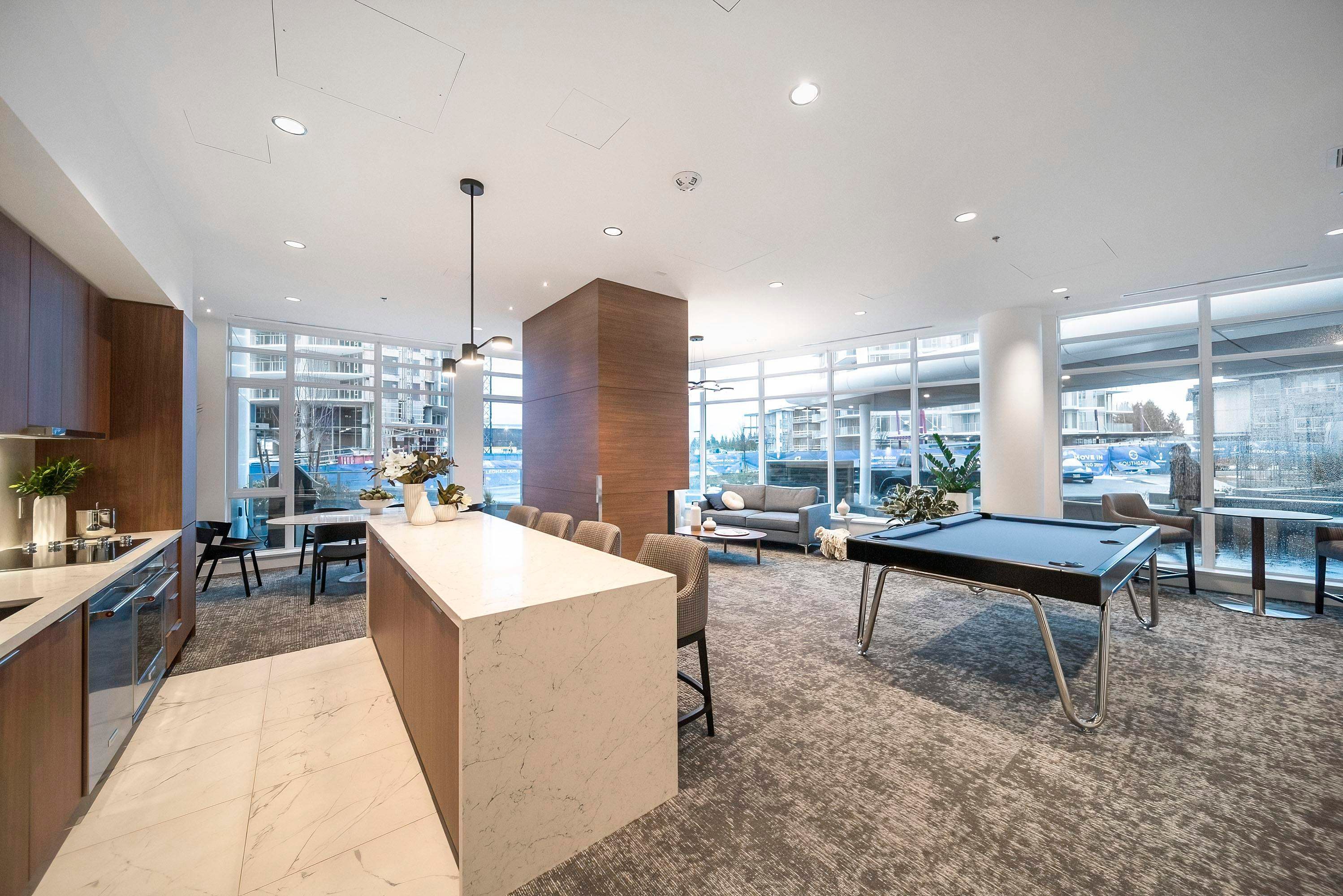 2501-7769 Park Crescent, Burnaby, BC