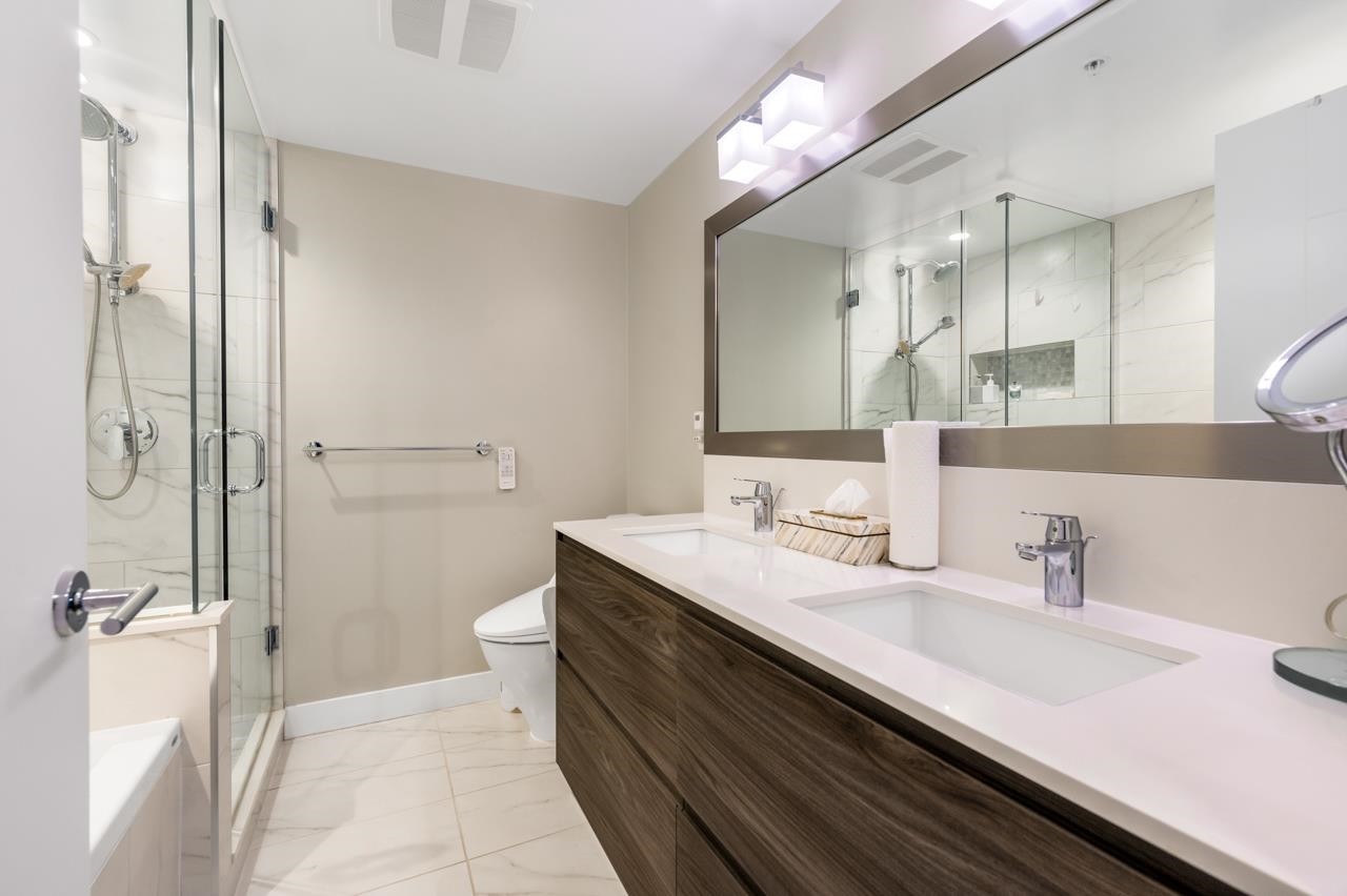 1601-6533 Buswell Street, Richmond, BC