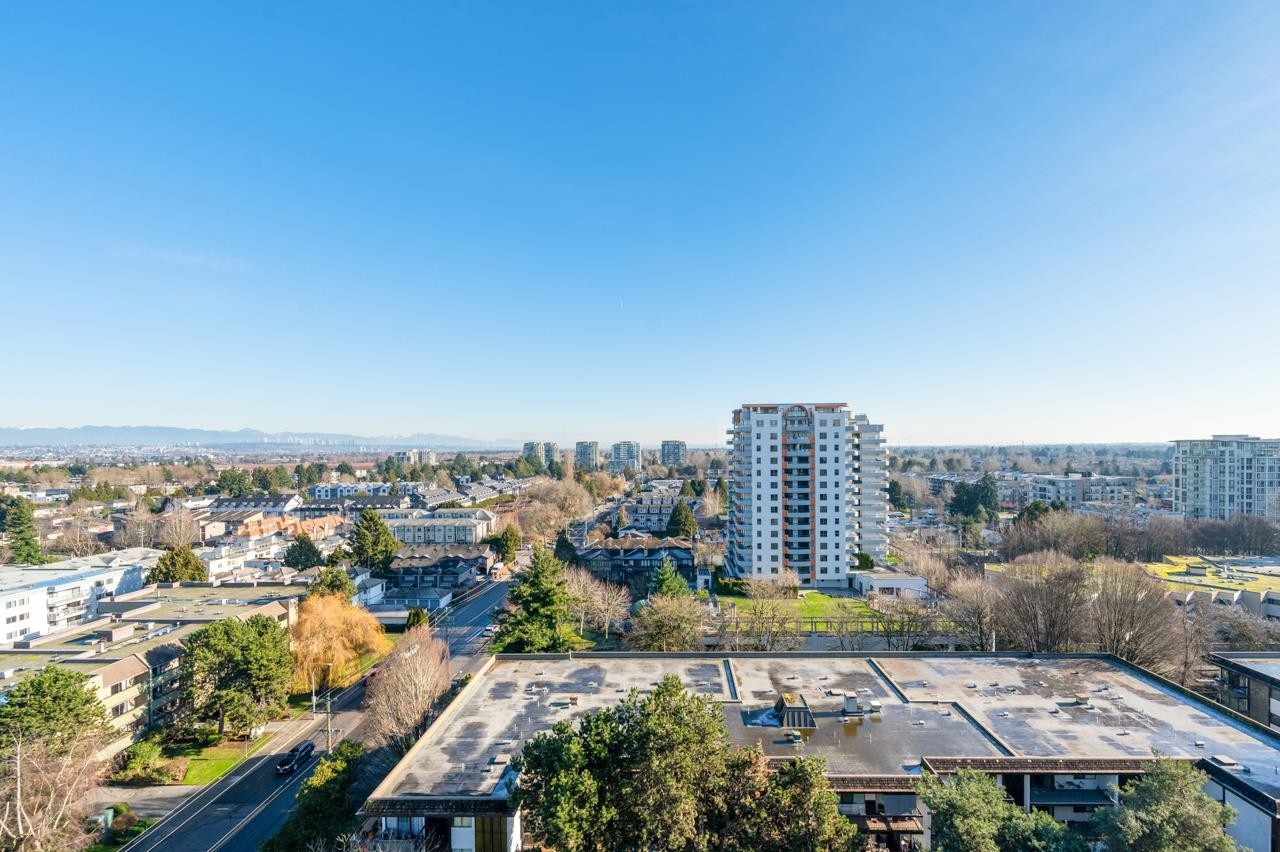 1601-6533 Buswell Street, Richmond, BC