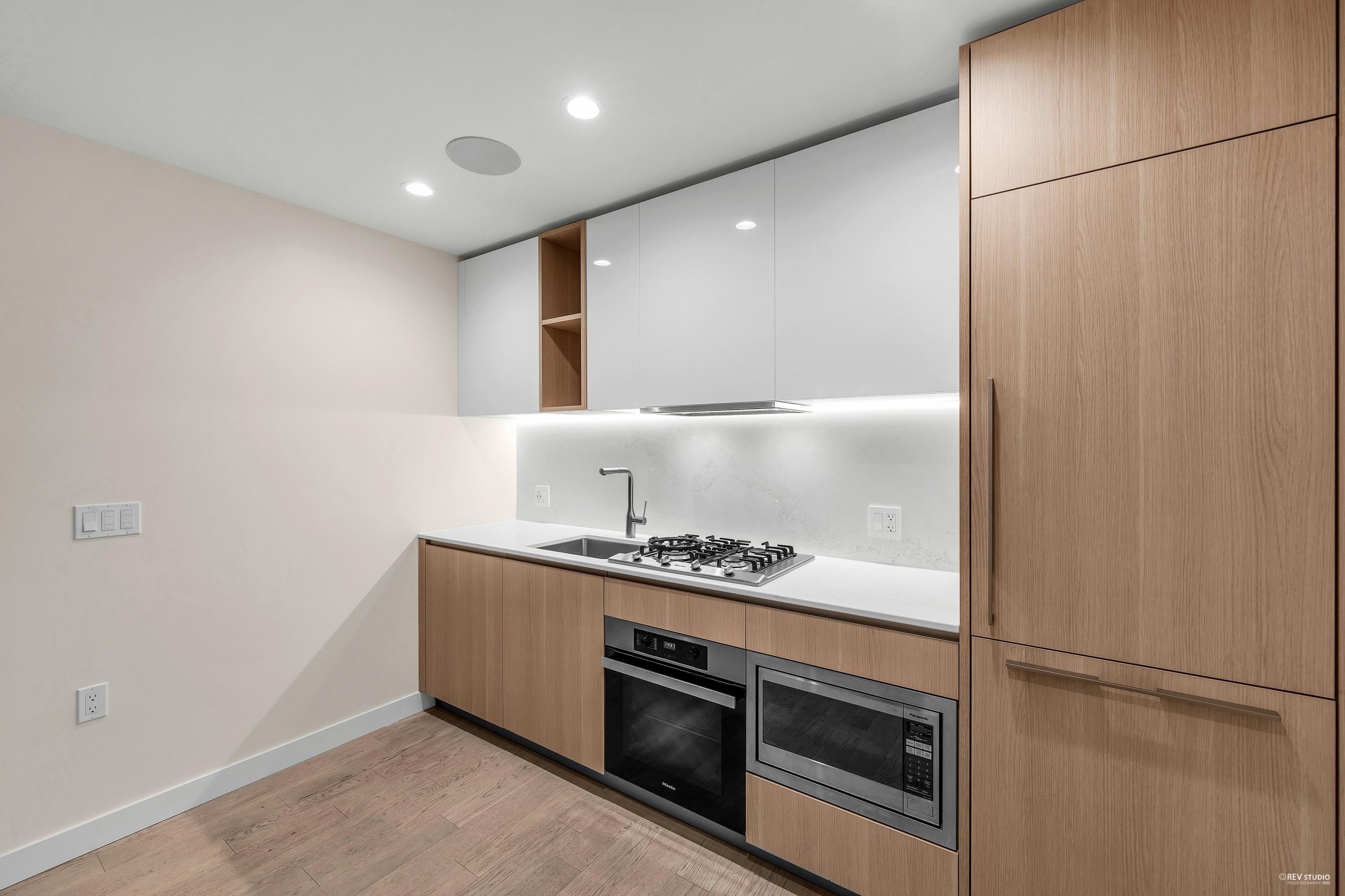 211-6833 Pearson Way, Richmond, BC