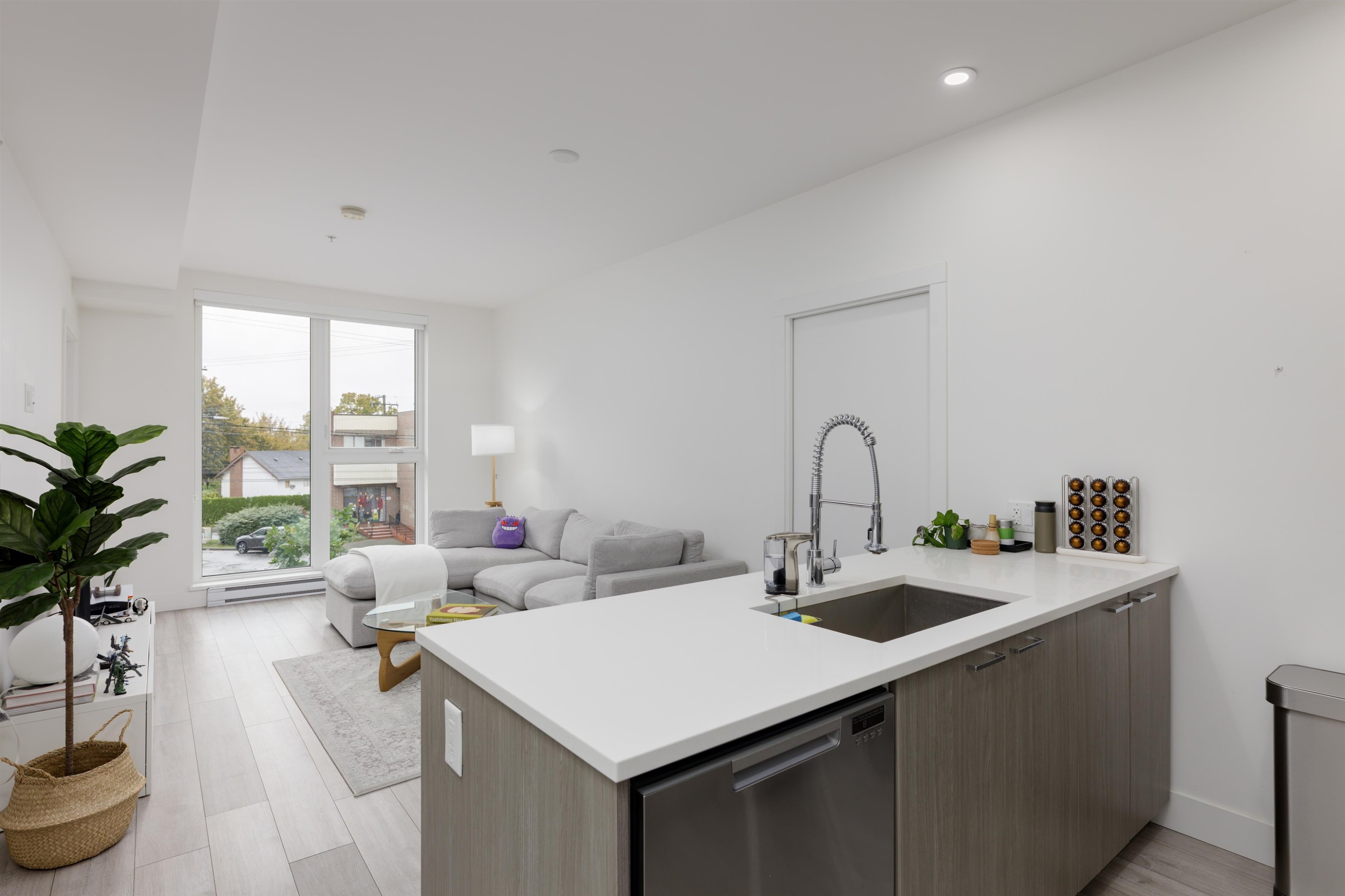 204-979 19Th Avenue E, Vancouver, BC