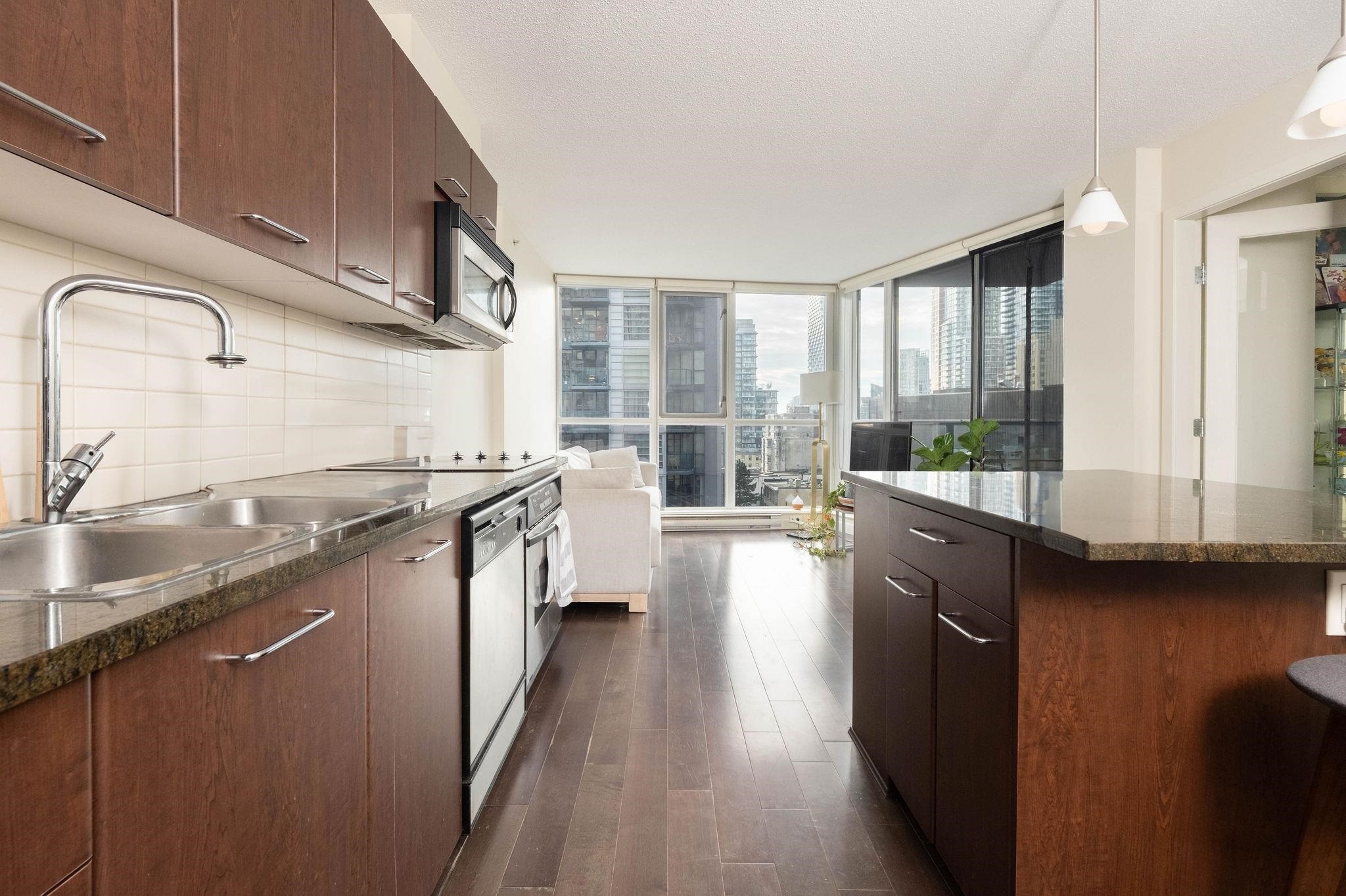 908-1155 Seymour Street, Vancouver, BC