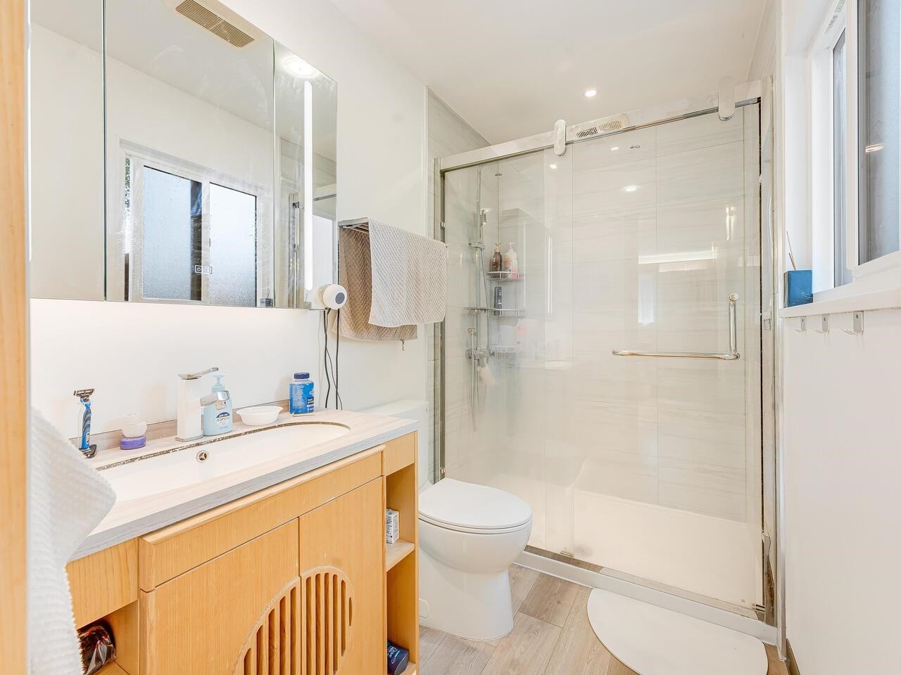 11320 No.1 Road, Richmond, BC