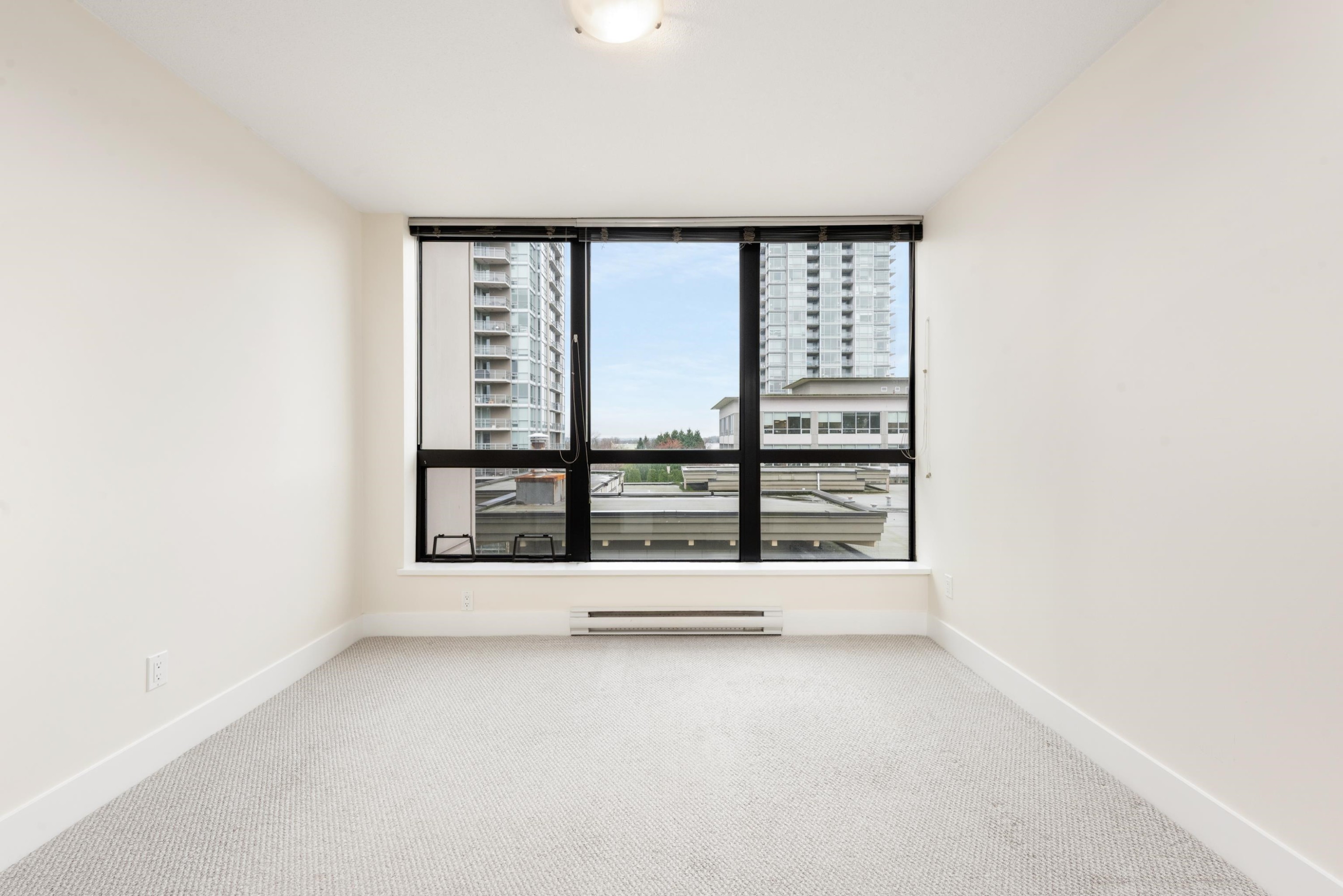 705-2959 Glen Drive, Coquitlam, BC