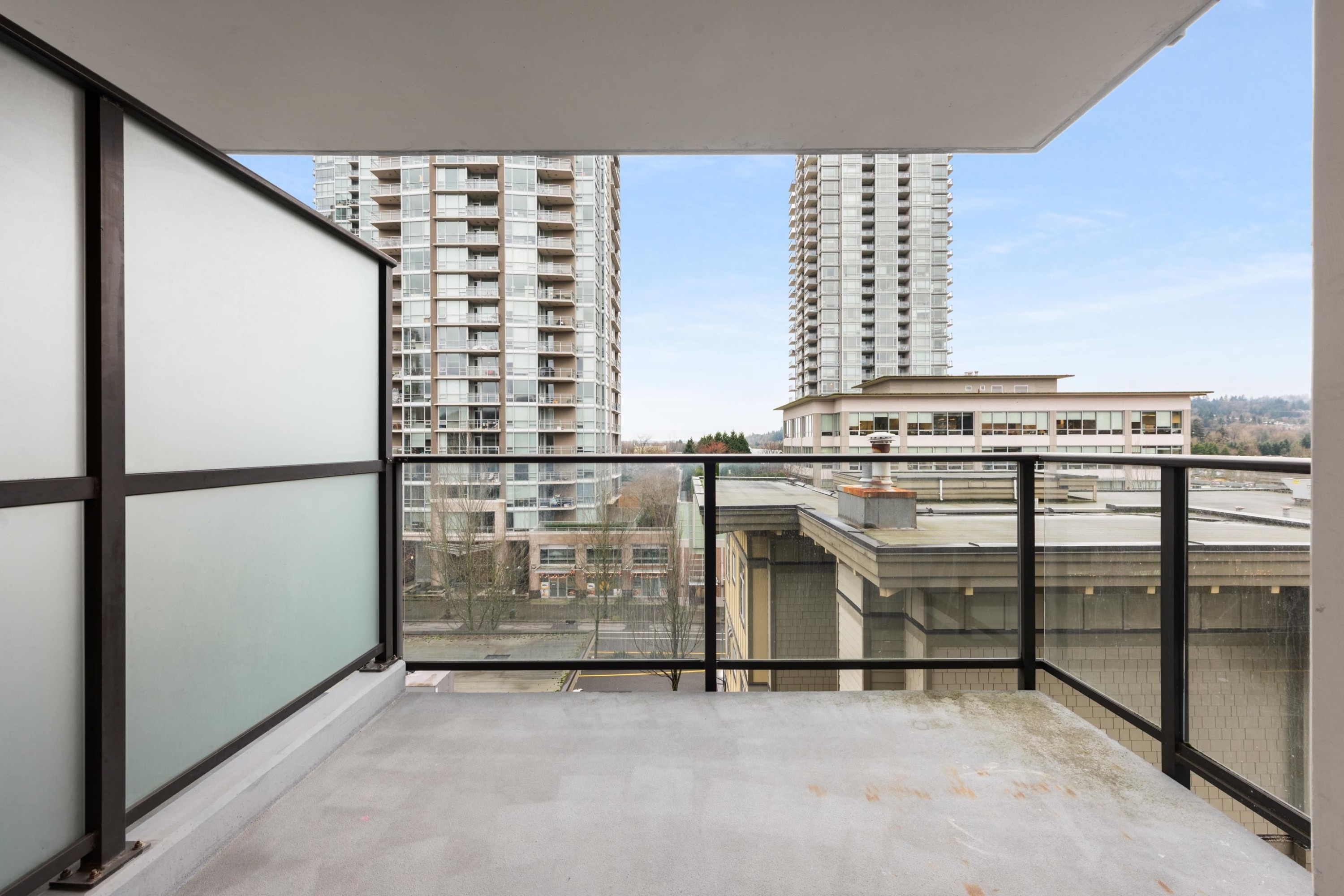 705-2959 Glen Drive, Coquitlam, BC