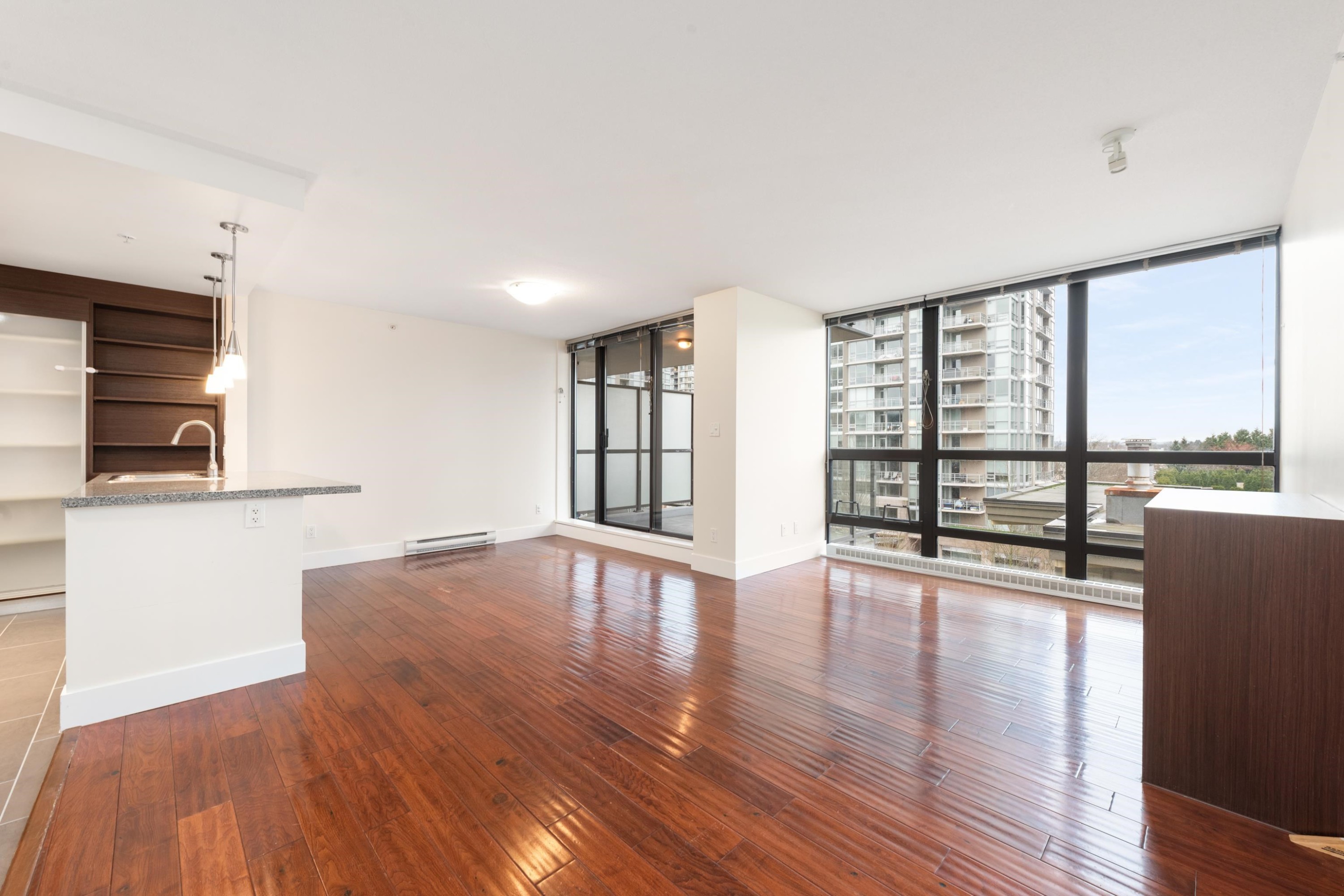 705-2959 Glen Drive, Coquitlam, BC