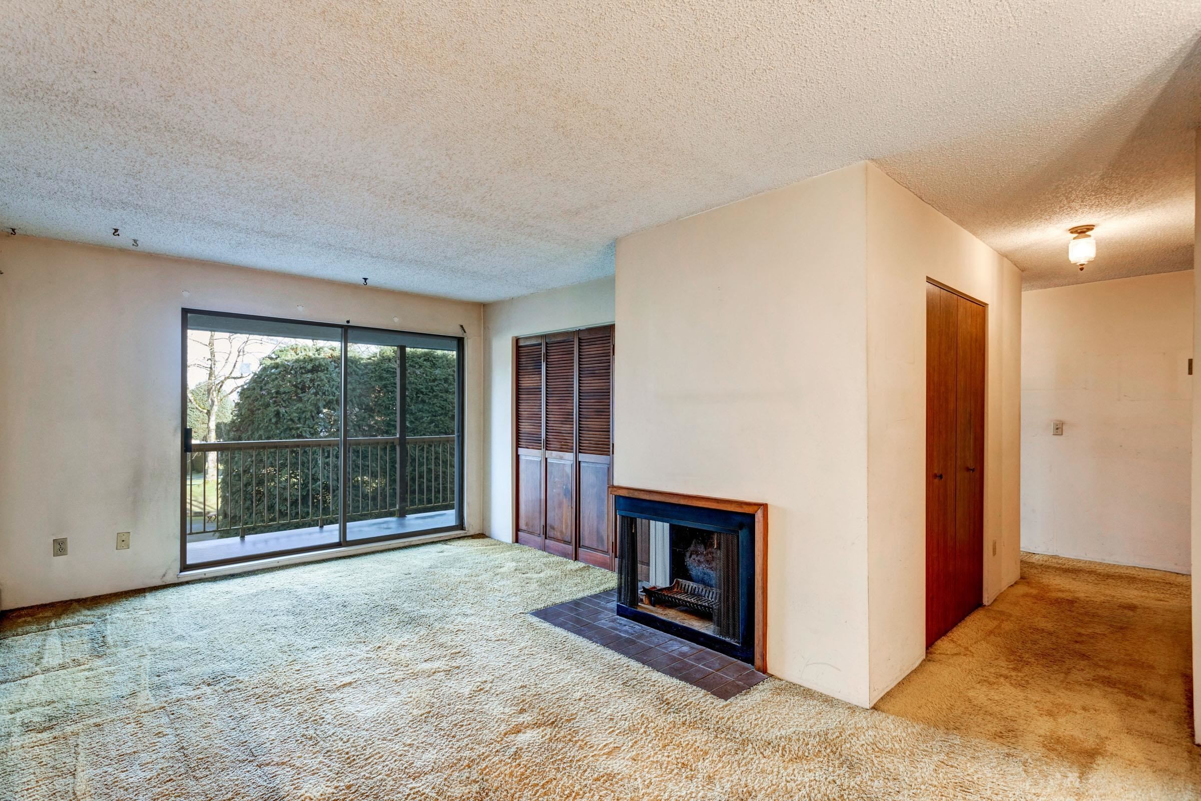 208-7631 Steveston Highway, Richmond, BC