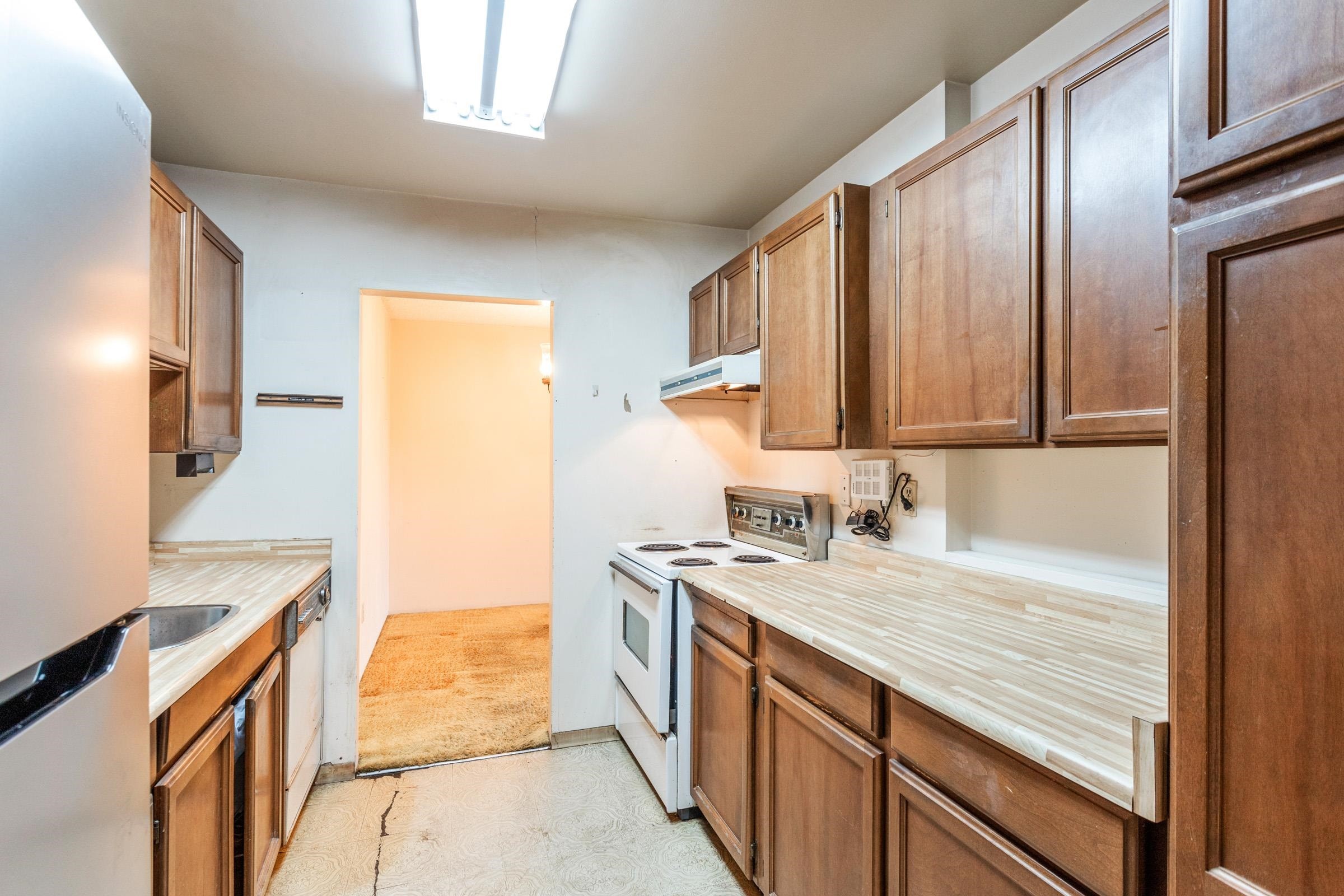 208-7631 Steveston Highway, Richmond, BC