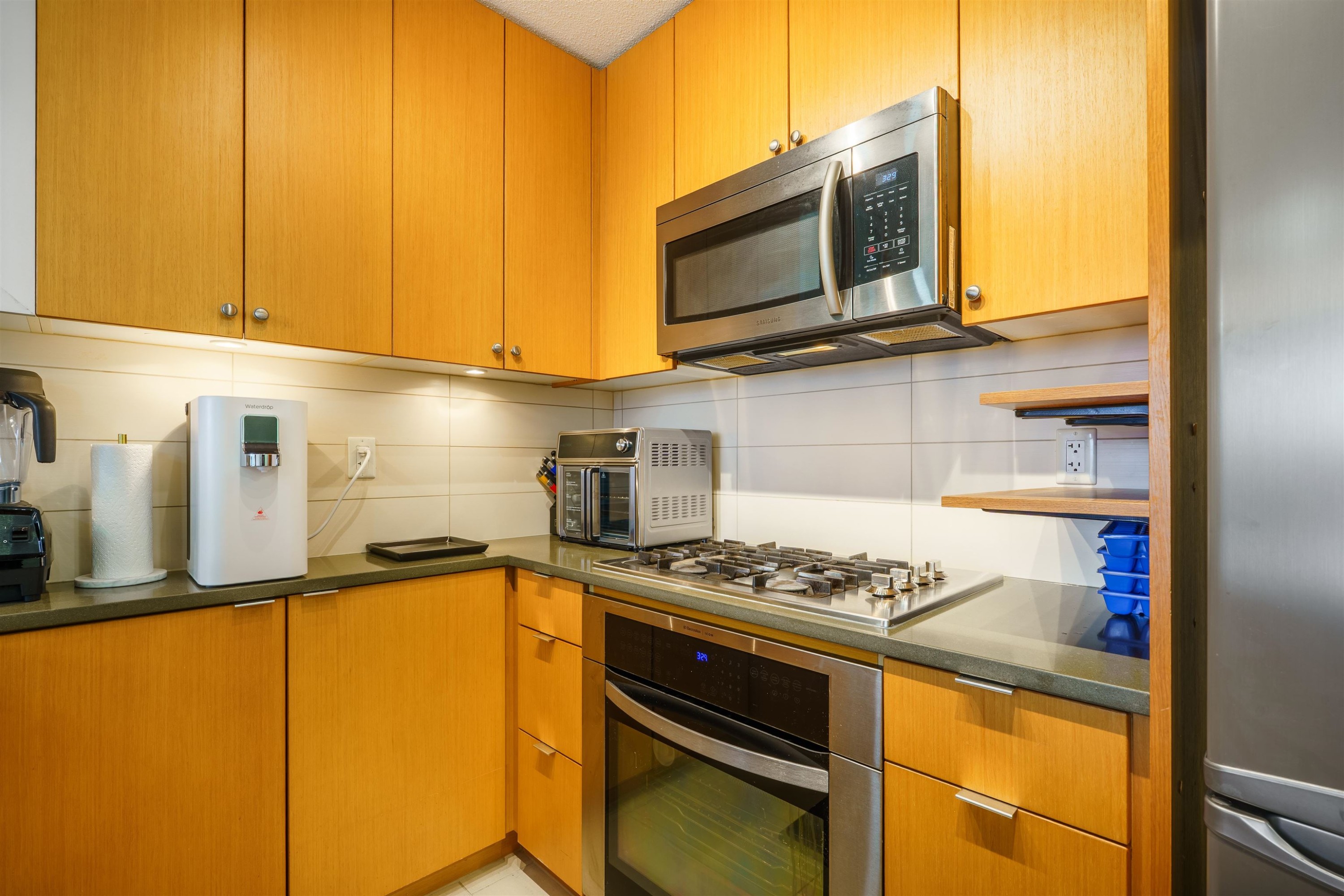 1802-7325 Arcola Street, Burnaby, BC