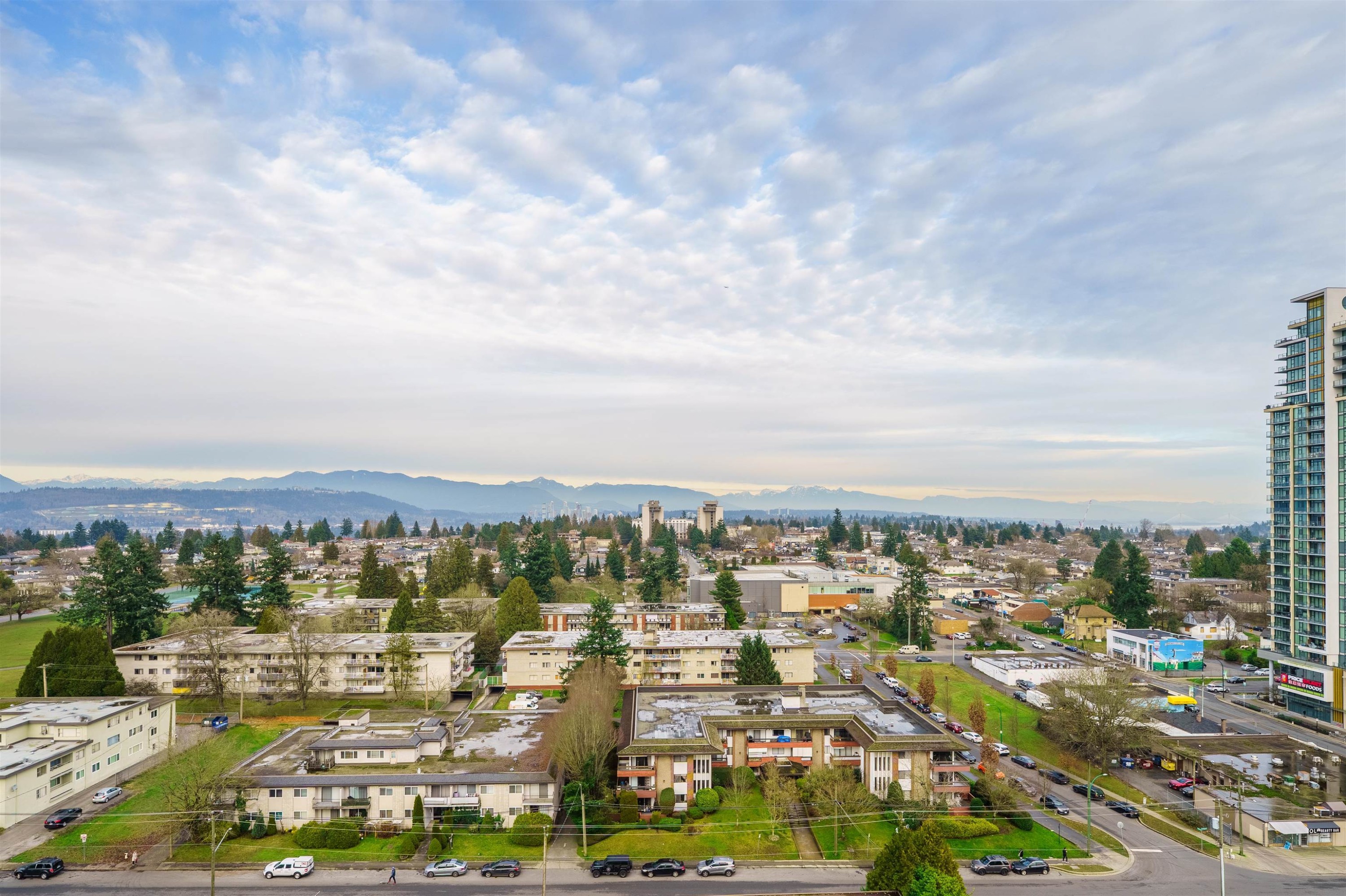 1802-7325 Arcola Street, Burnaby, BC