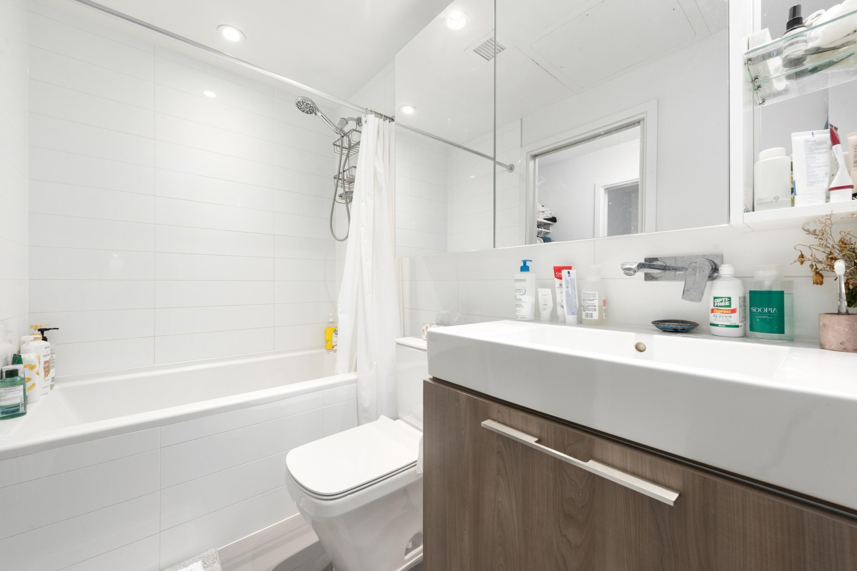 1907-1955 Alpha Way, Burnaby, BC