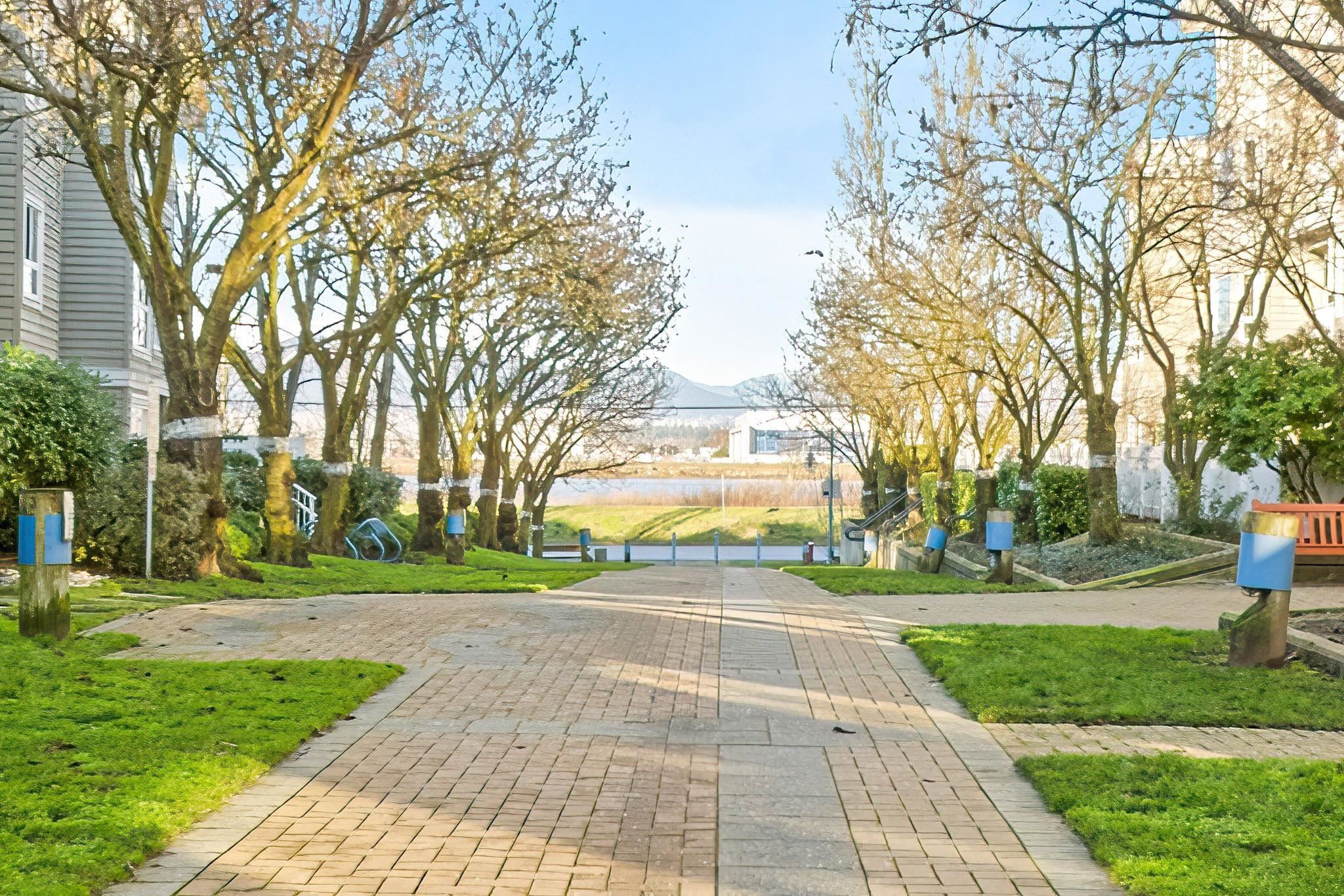 118-5900 Dover Crescent, Richmond, BC