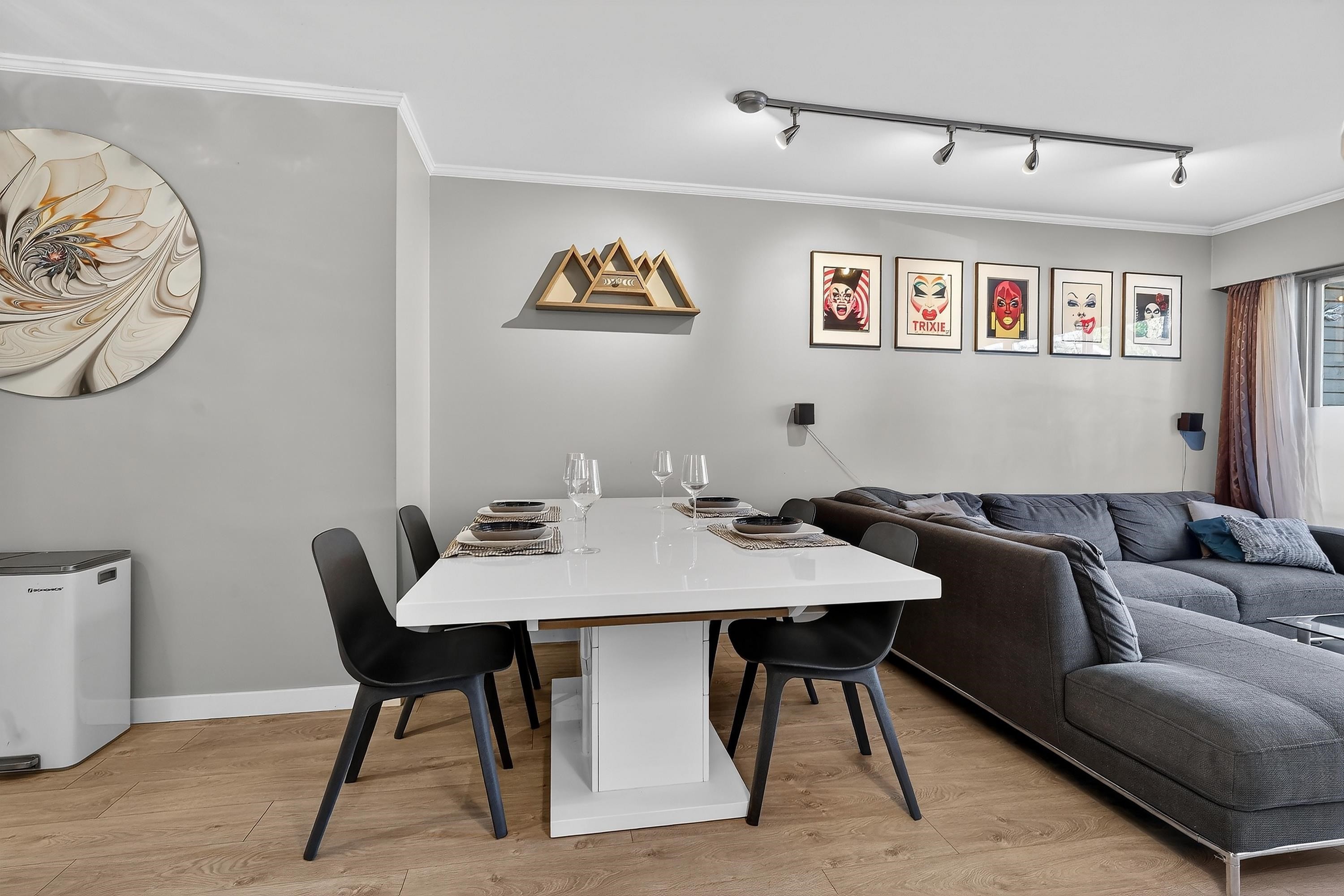 211-230 Mowat Street, New Westminster, BC