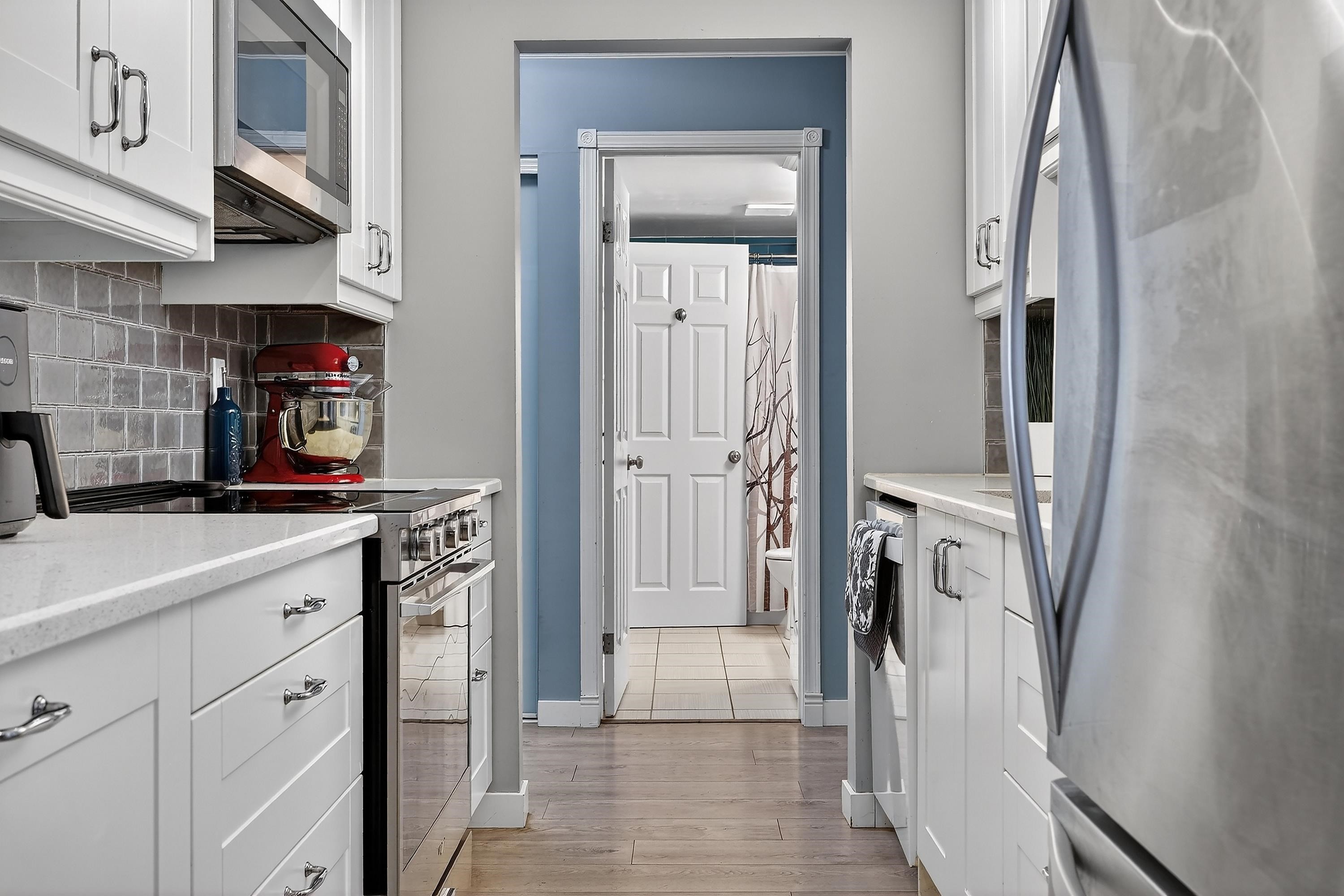 211-230 Mowat Street, New Westminster, BC