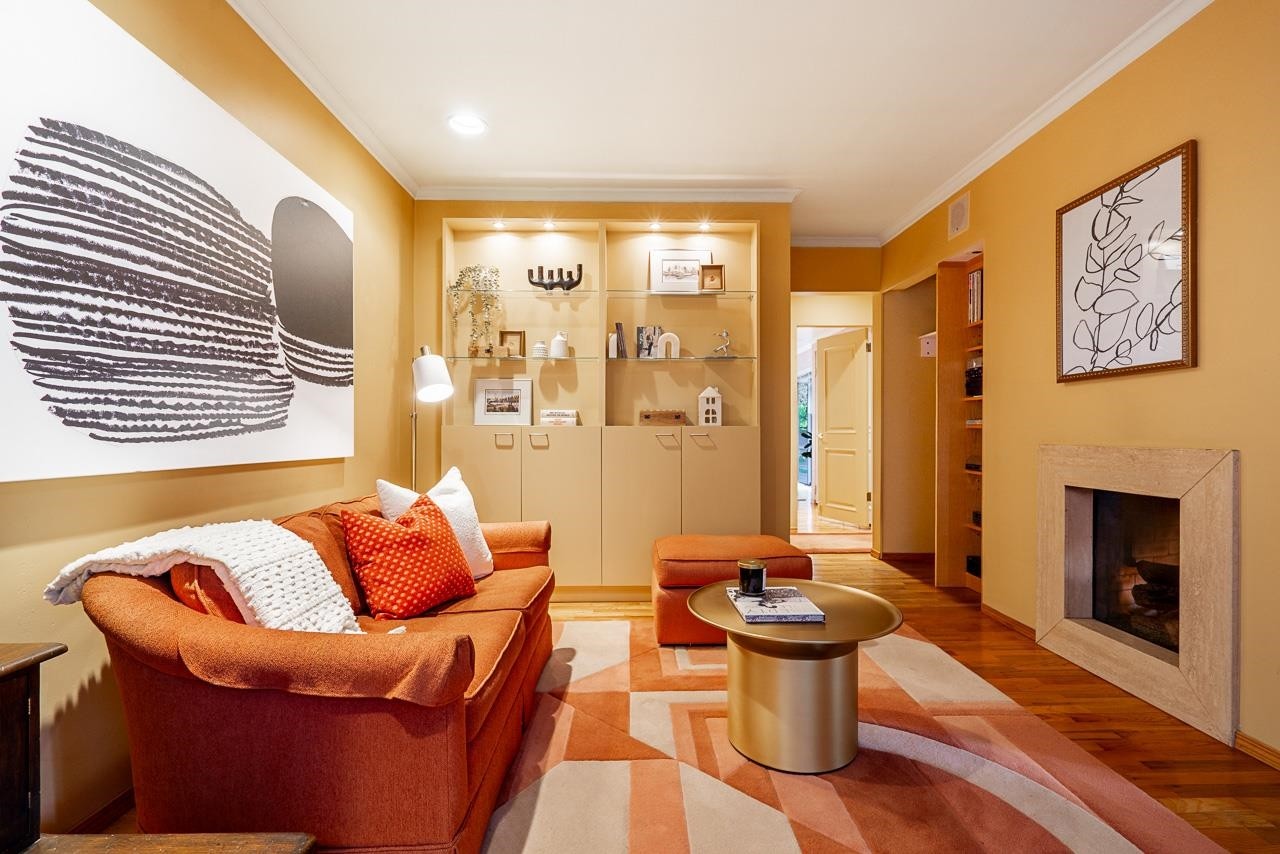 4695 Mapleridge Drive, North Vancouver, BC