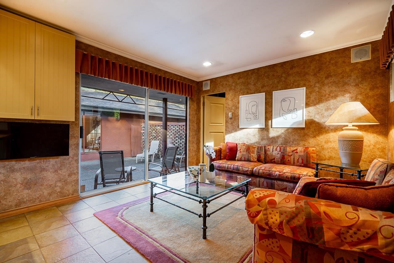 4695 Mapleridge Drive, North Vancouver, BC