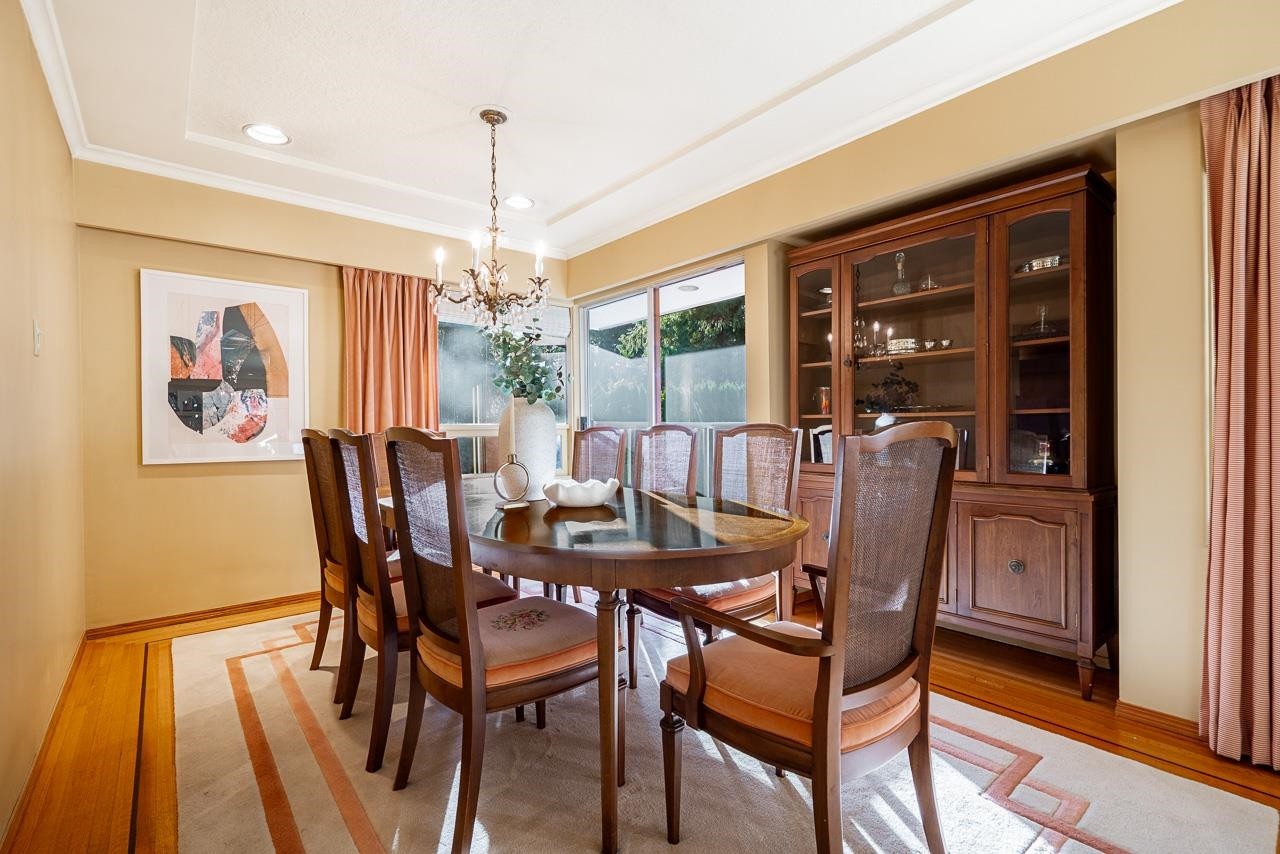 4695 Mapleridge Drive, North Vancouver, BC