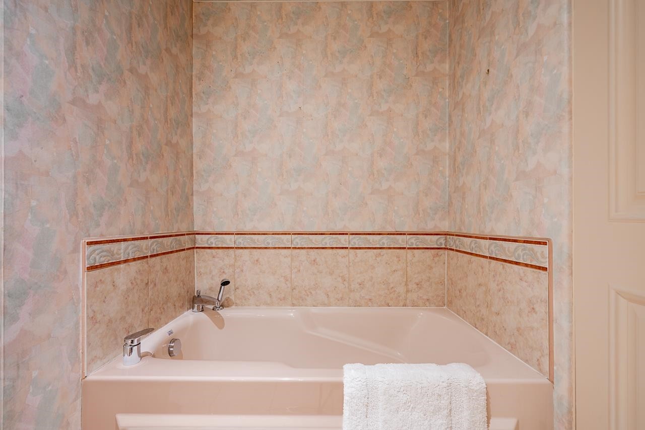 4695 Mapleridge Drive, North Vancouver, BC