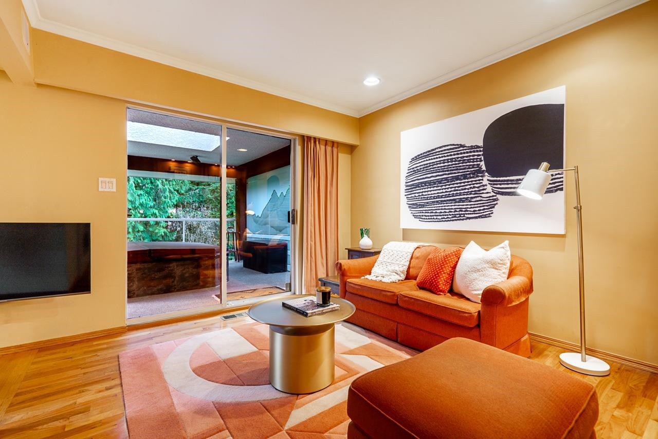 4695 Mapleridge Drive, North Vancouver, BC