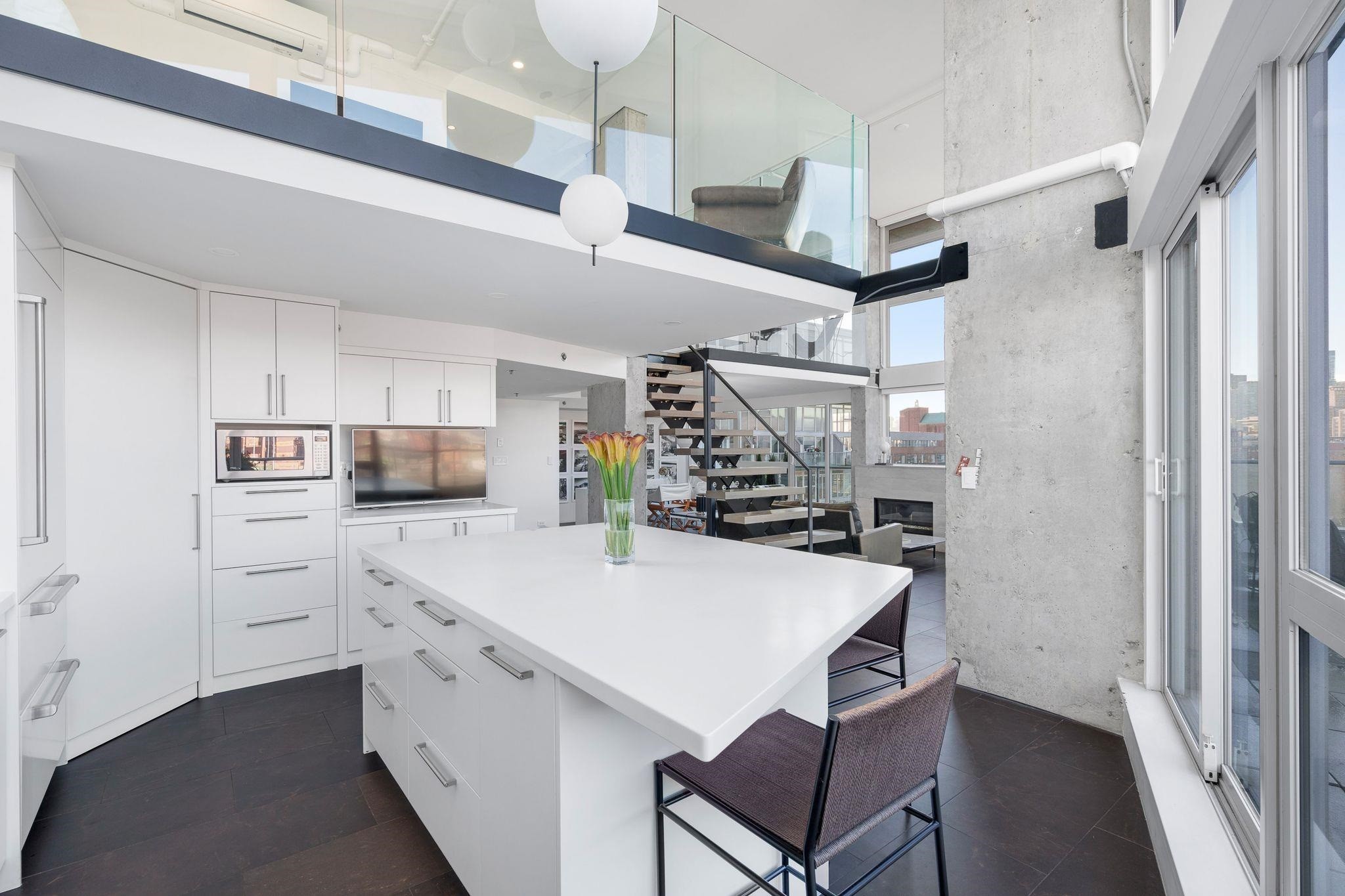 624-289 Alexander Street, Vancouver, BC