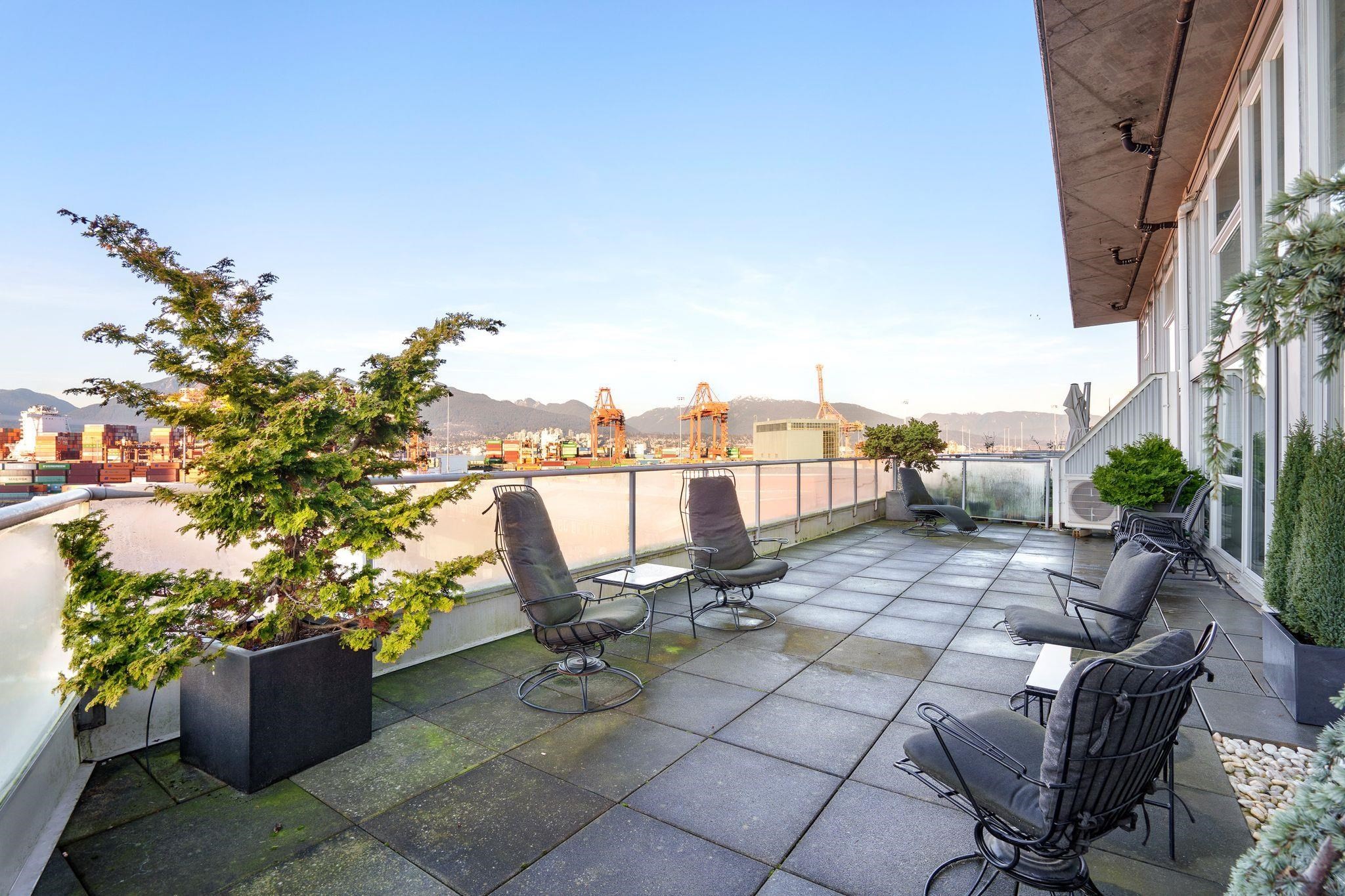 624-289 Alexander Street, Vancouver, BC