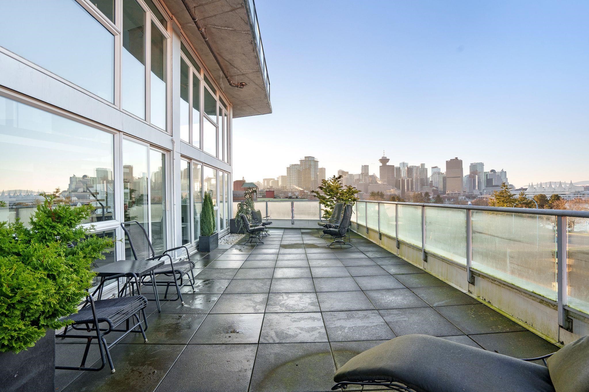 624-289 Alexander Street, Vancouver, BC