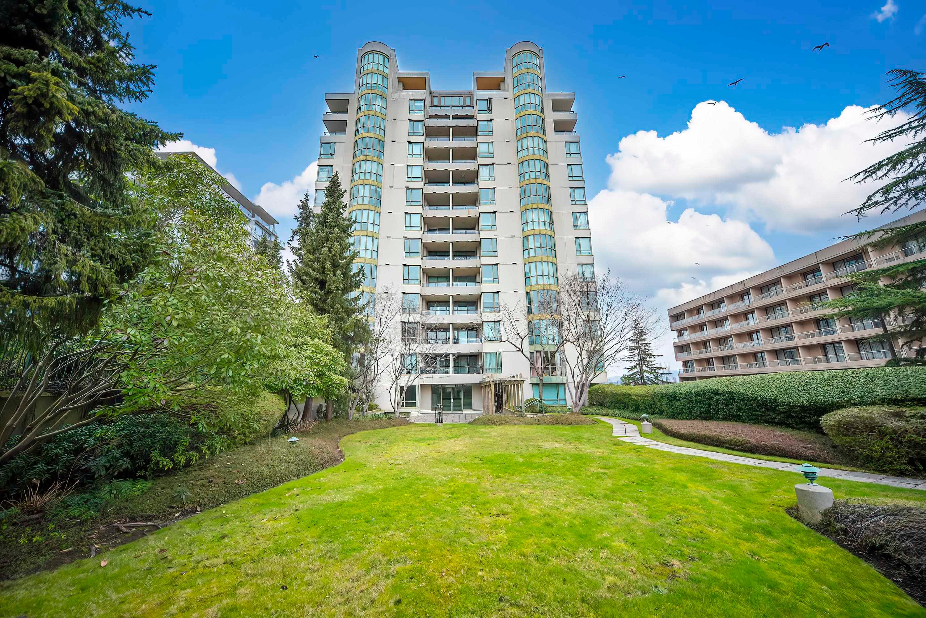 811-7380 Elmbridge Way, Richmond, BC