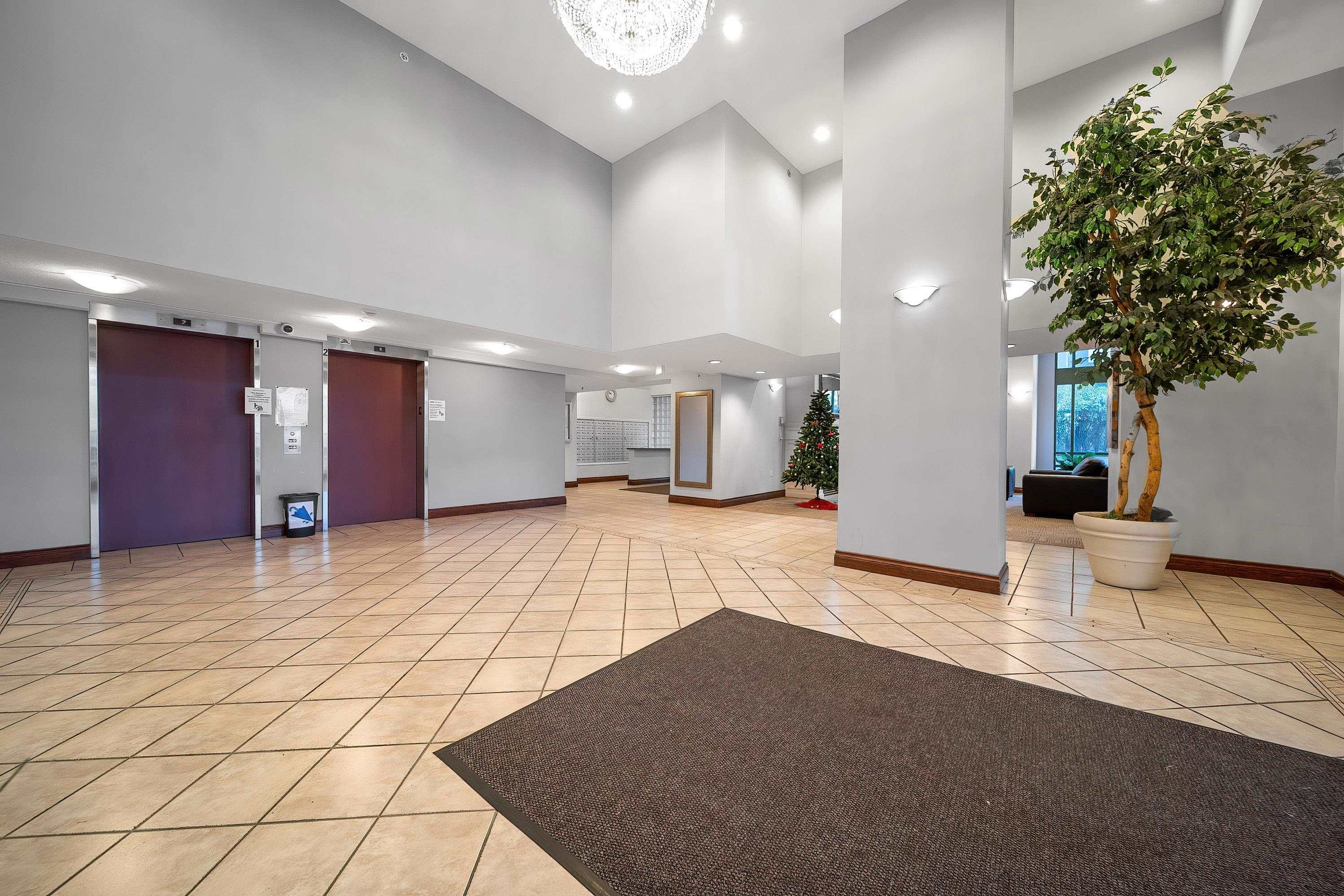 811-7380 Elmbridge Way, Richmond, BC