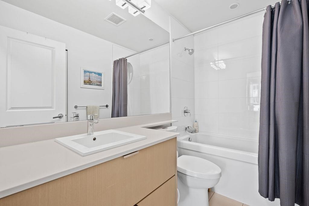 328-255 1St Street W, North Vancouver, BC